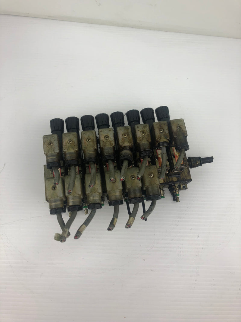 Numatics 031SA4154000061 Lot of 14 Solenoid Valves with Manifold