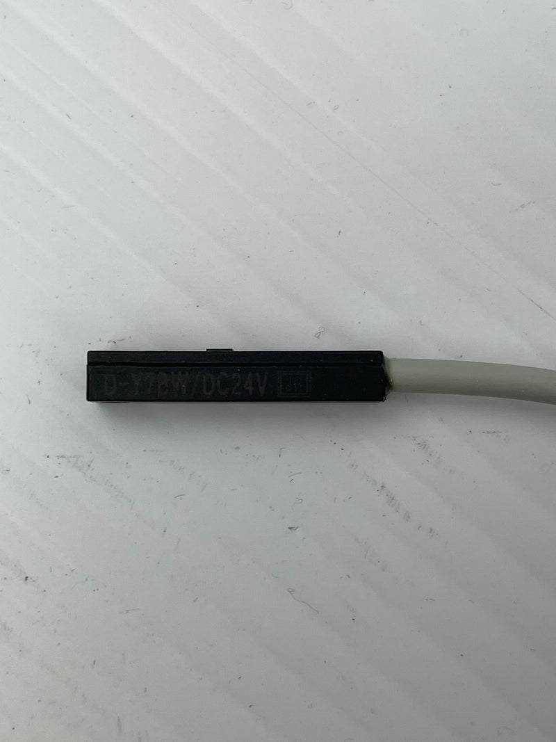 SMC Switch Cable D-Y7BW