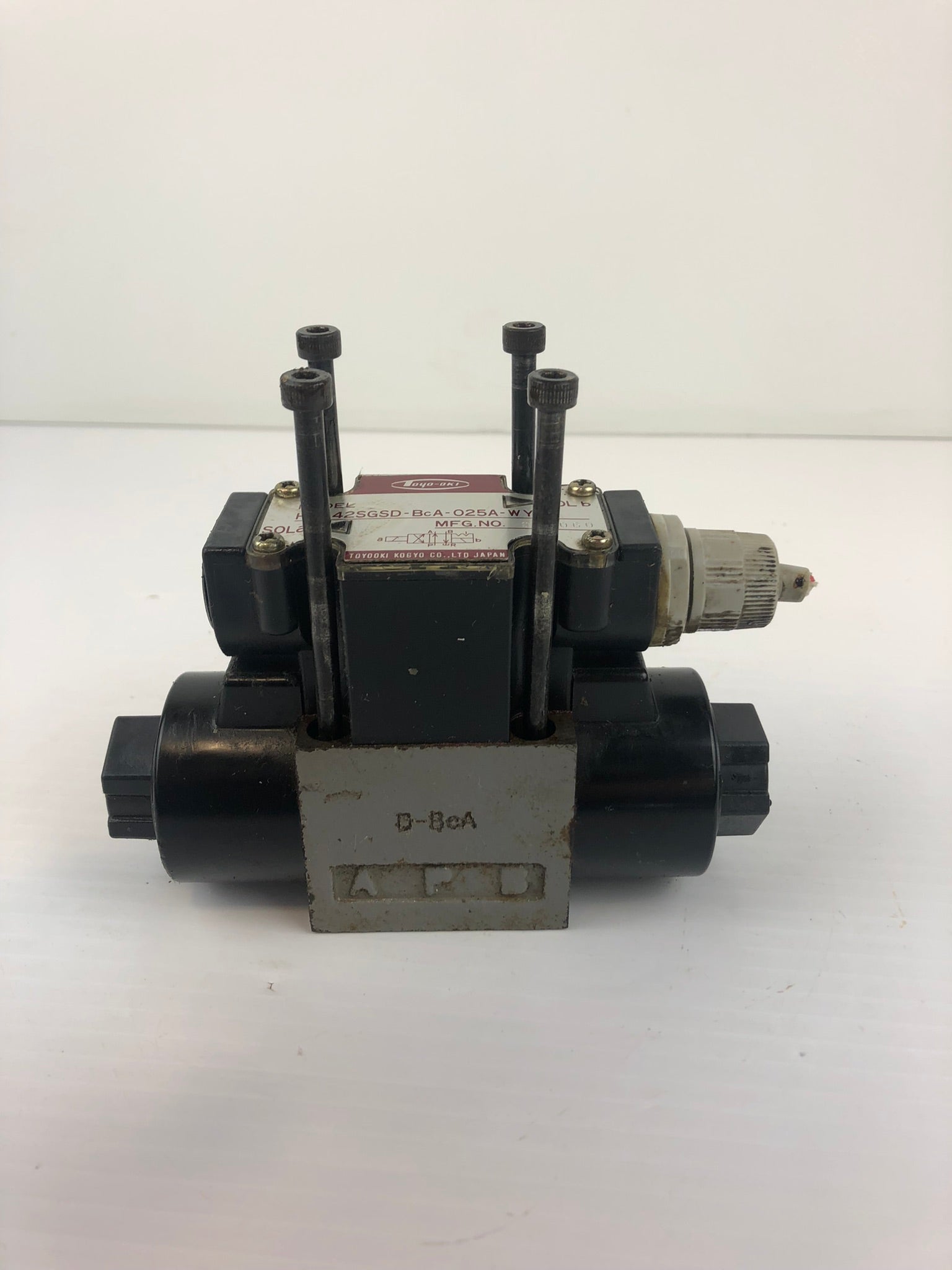 Toyo-Oki HDI-42SGSD-BcA-025A-WY Hydraulic Solenoid Valve