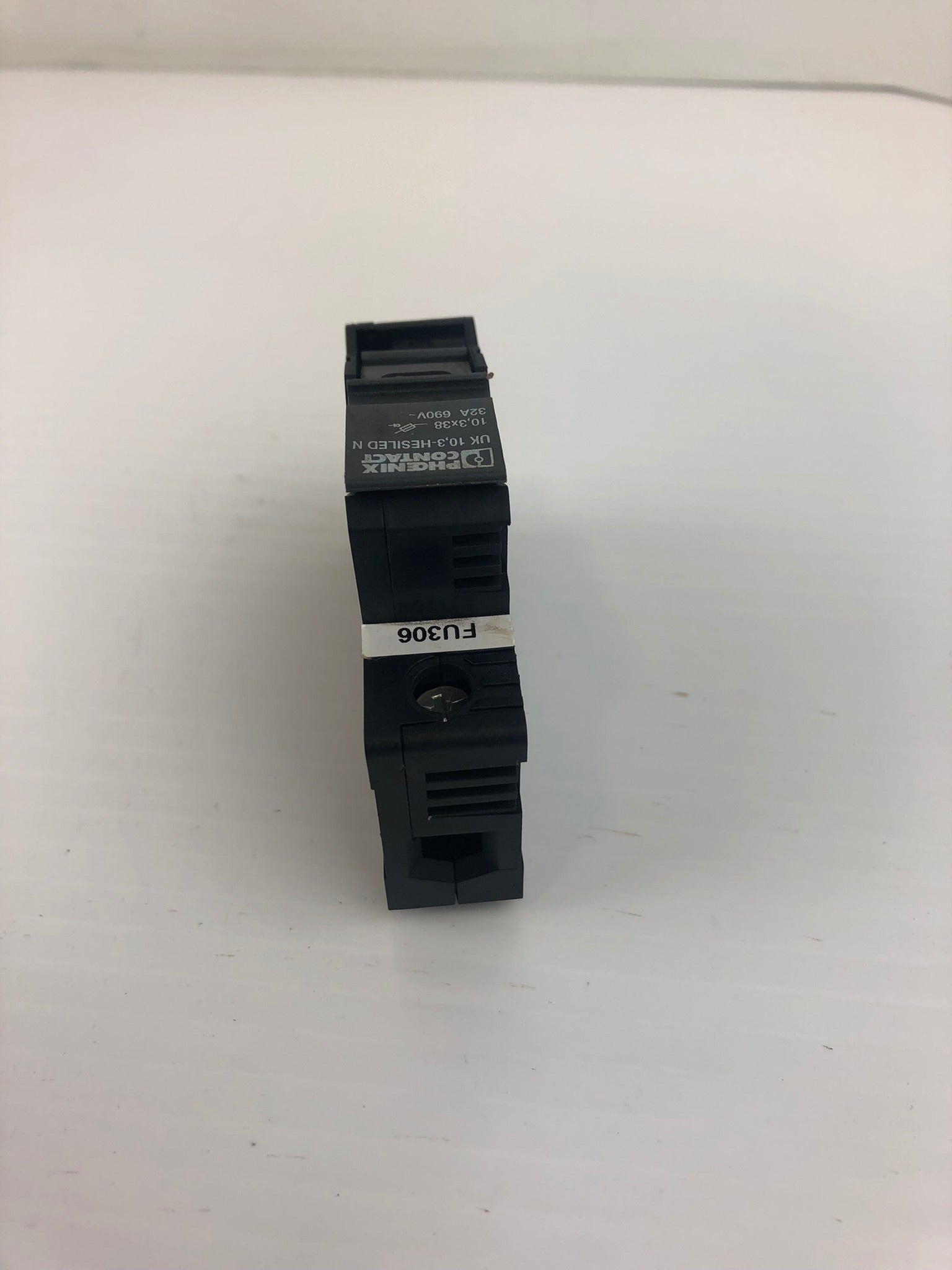 Phoenix Contact UK 10,3-HESI N Circuit Breaker Protector AC-22B 32A 60947-3