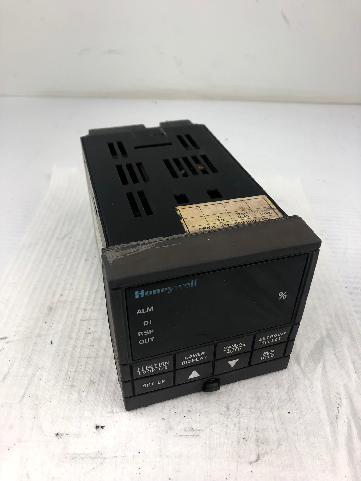 Honeywell DC330E-KE-0C0-11-000000-00-0 Versa Pro Controller