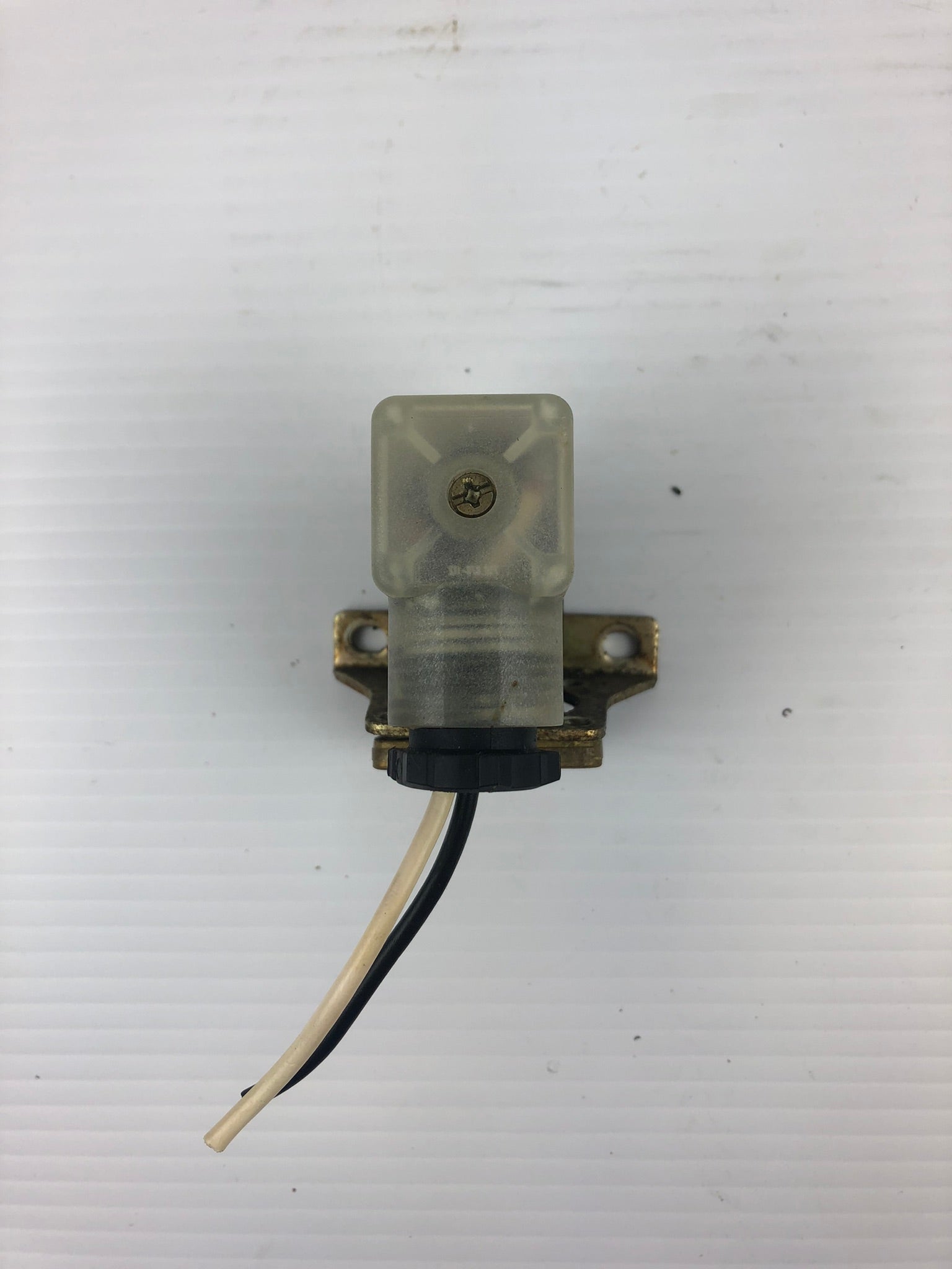 SMC VXD2130 Solenoid Valve Air 0.02 ~0.9 MPA Water 0.02~0.7 MPA