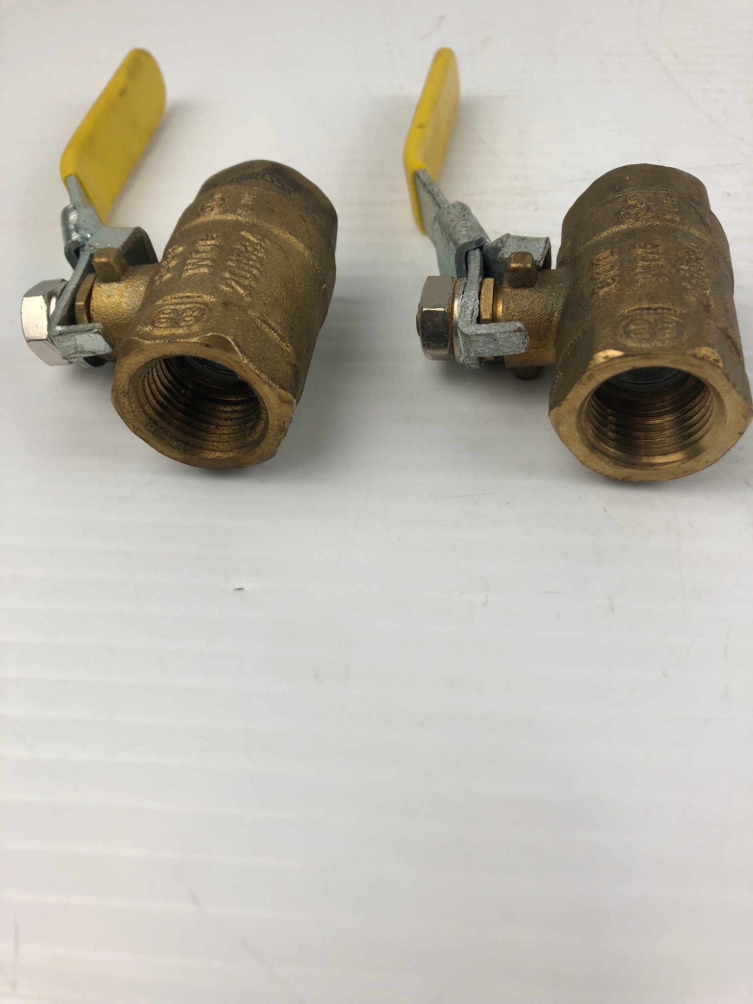 SMP SM615T Valve 600 WOG 1/2" - Lot of 2