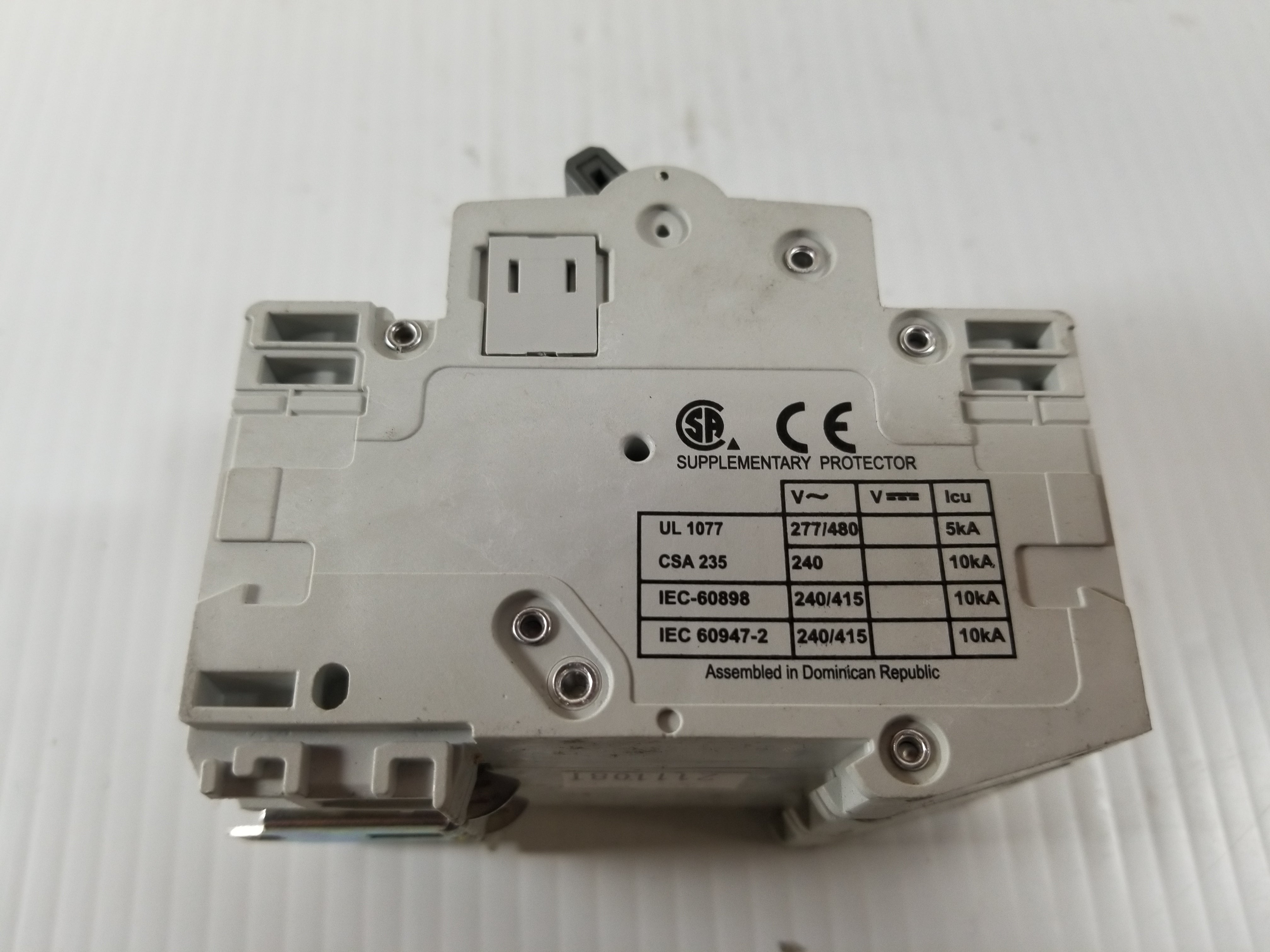 Cutler-Hammer WMS3D10 3-Pole 10A Circuit Breaker