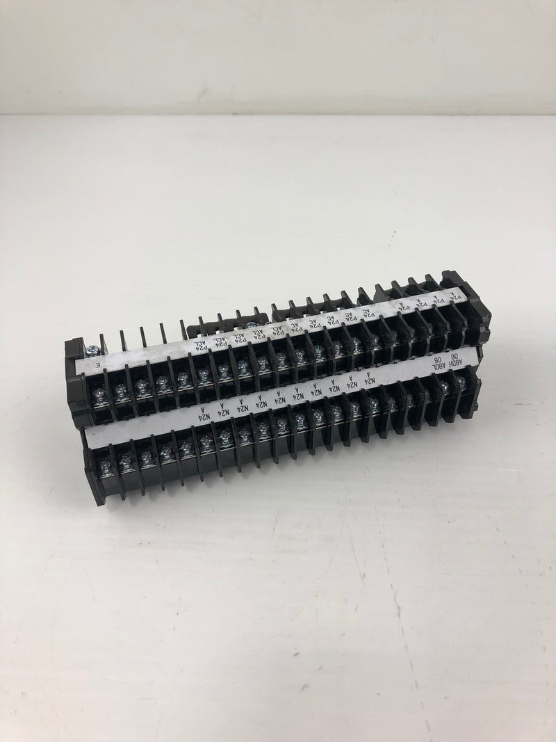 IDEC BNDE15W Terminal Blocks - Lot of 20