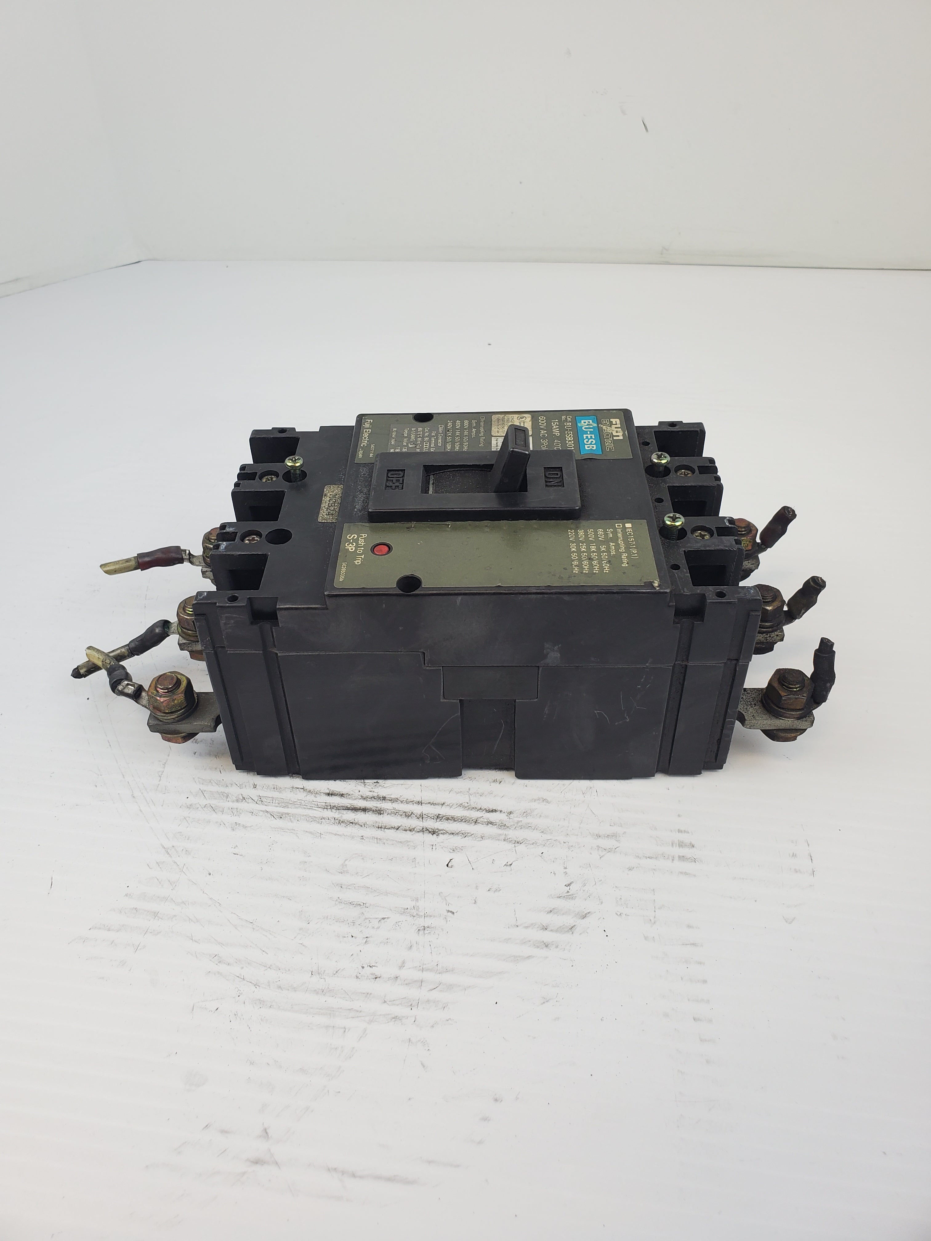 Fuji Electric BU-ESB3015 Circuit Breaker 15AMP 40C 600V AC 3 Pole BU-ESB 3015