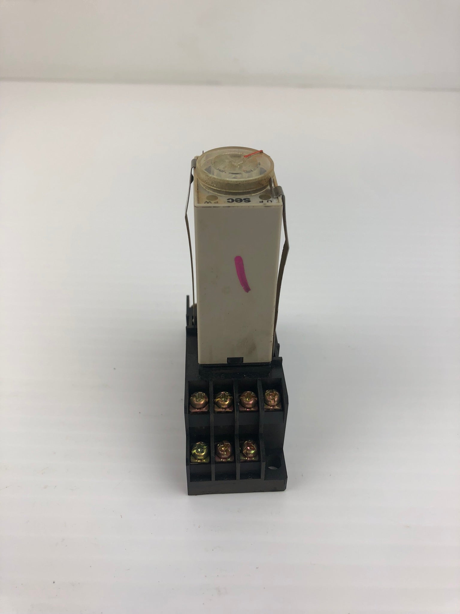 Omron H3Y-4 Timer DC24V With Base 2343YA