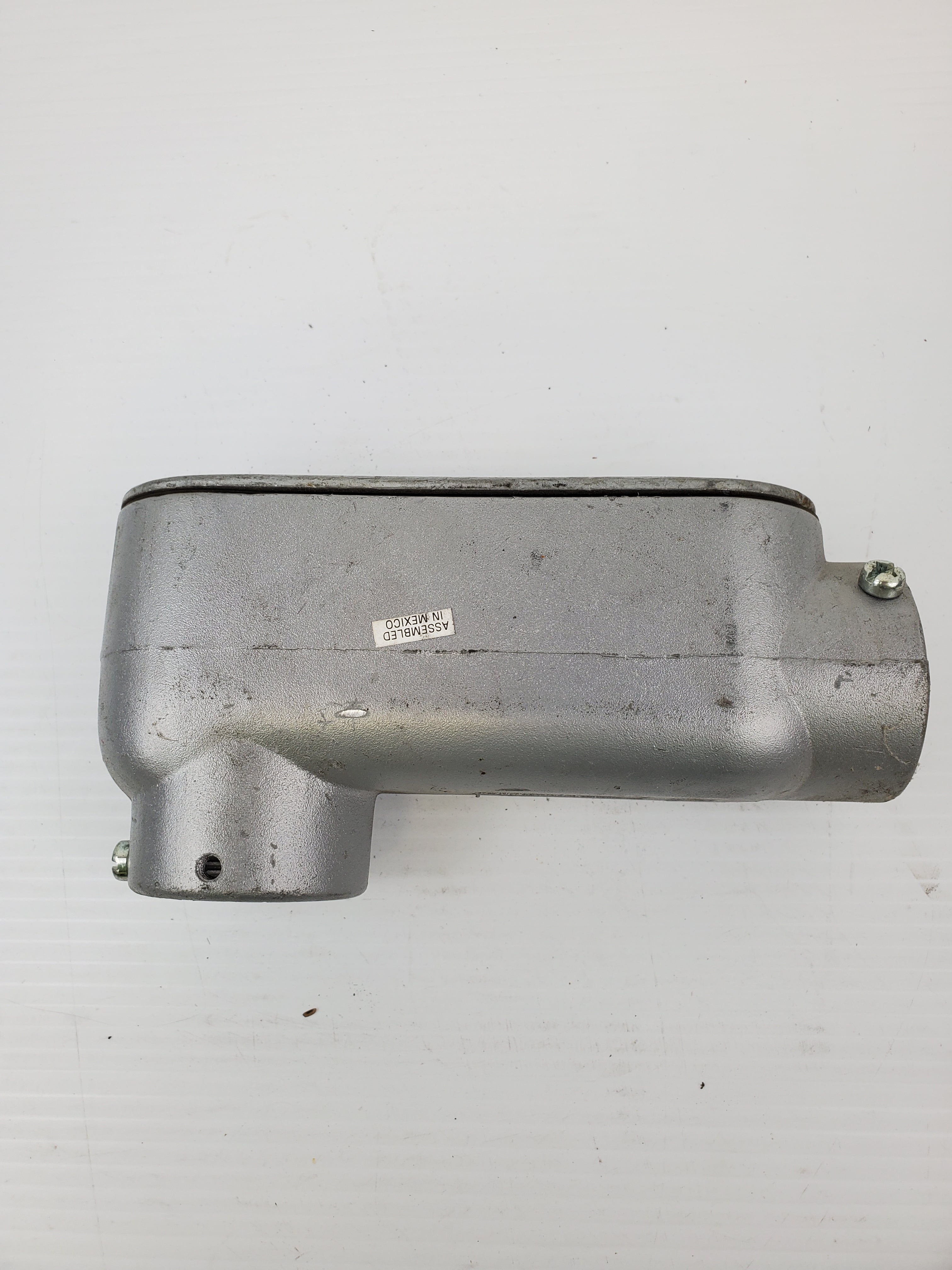 E30640 Conduit 1 1/2" LB Body With 1 1/4" - 1 1/2" Cover