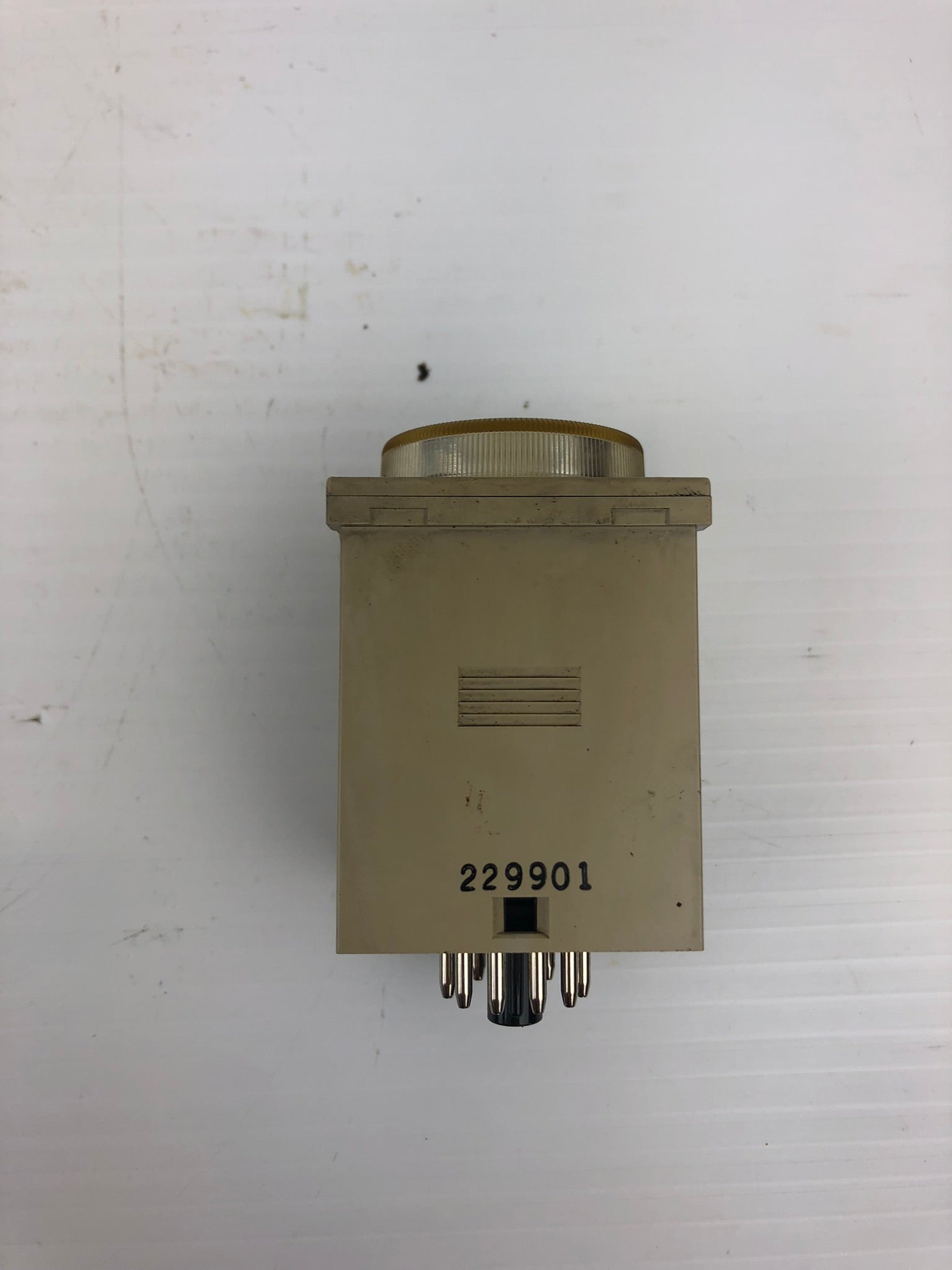 OMRON H3CR-A Timer Switch Type 100 tp 240 VAC 50/60Hz 0-12 SEC
