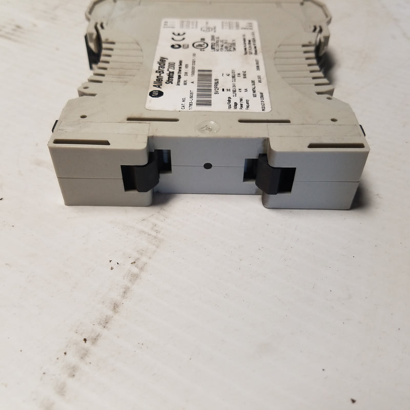 Allen-Bradley 1783-US05T Stratix 2000 Unmanaged Ethernet Switch