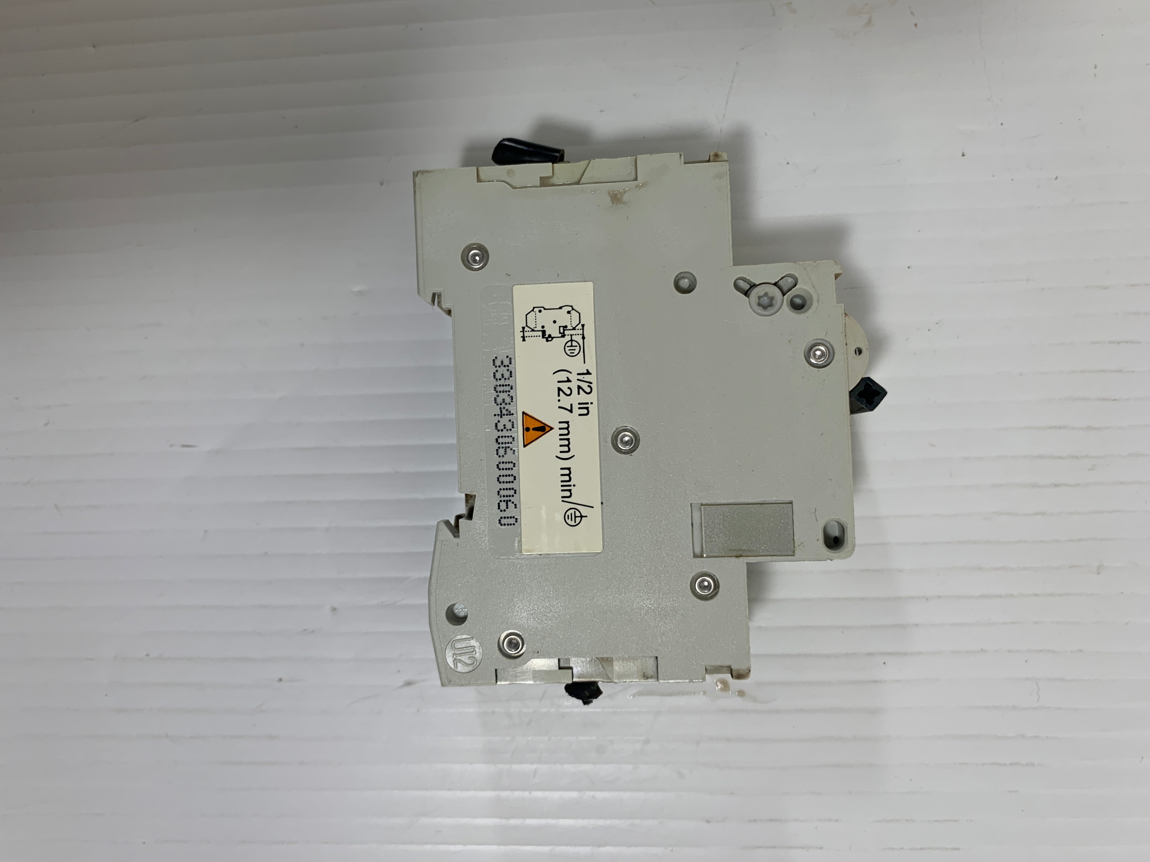 Merlin Gerin 60106 C 5A Circuit Breaker 240V~60V