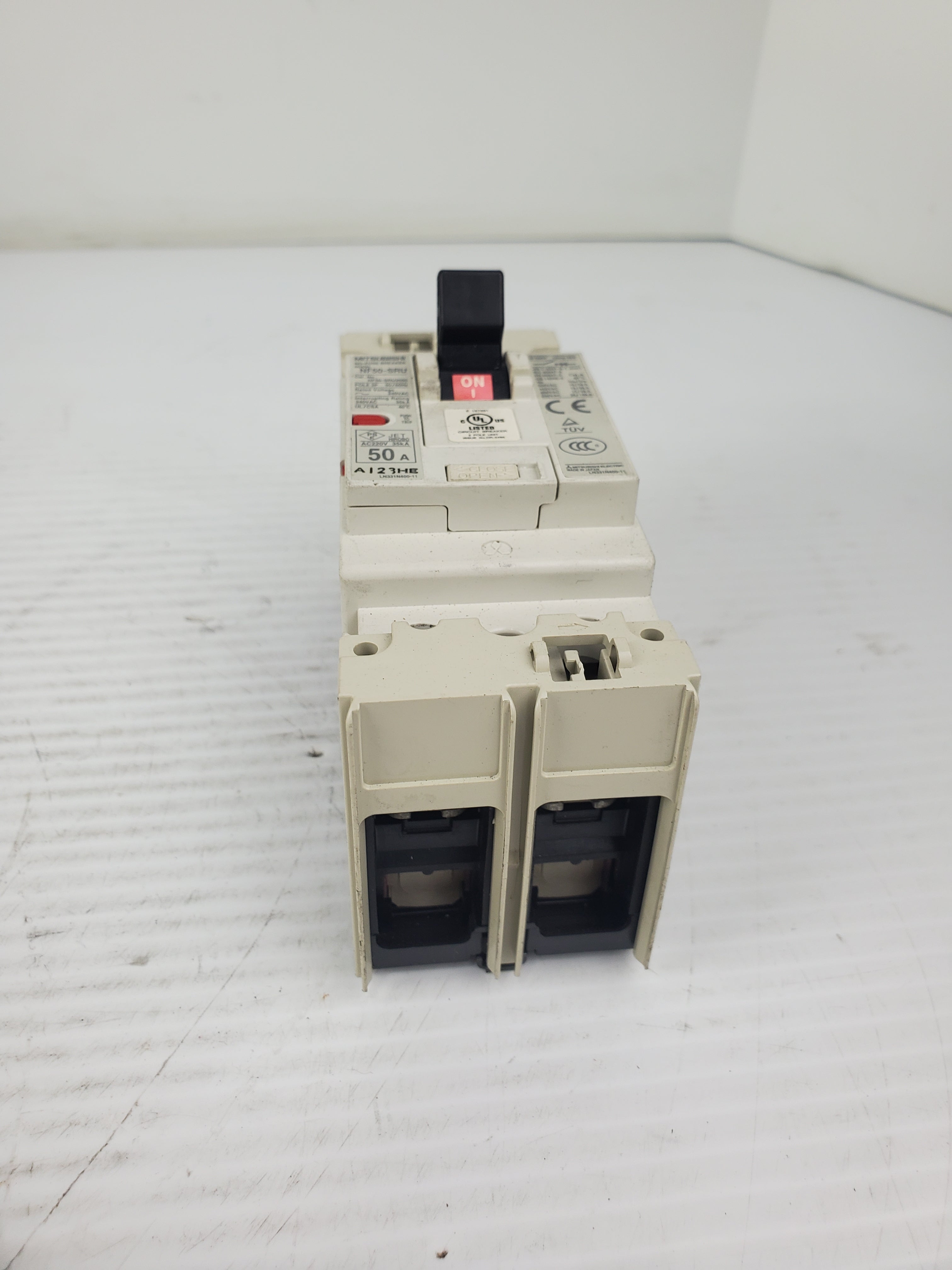 Mitsubishi NF50SRU No Fuse Circuit Breaker NF50SRU2050 2 Pole 50/60Hz