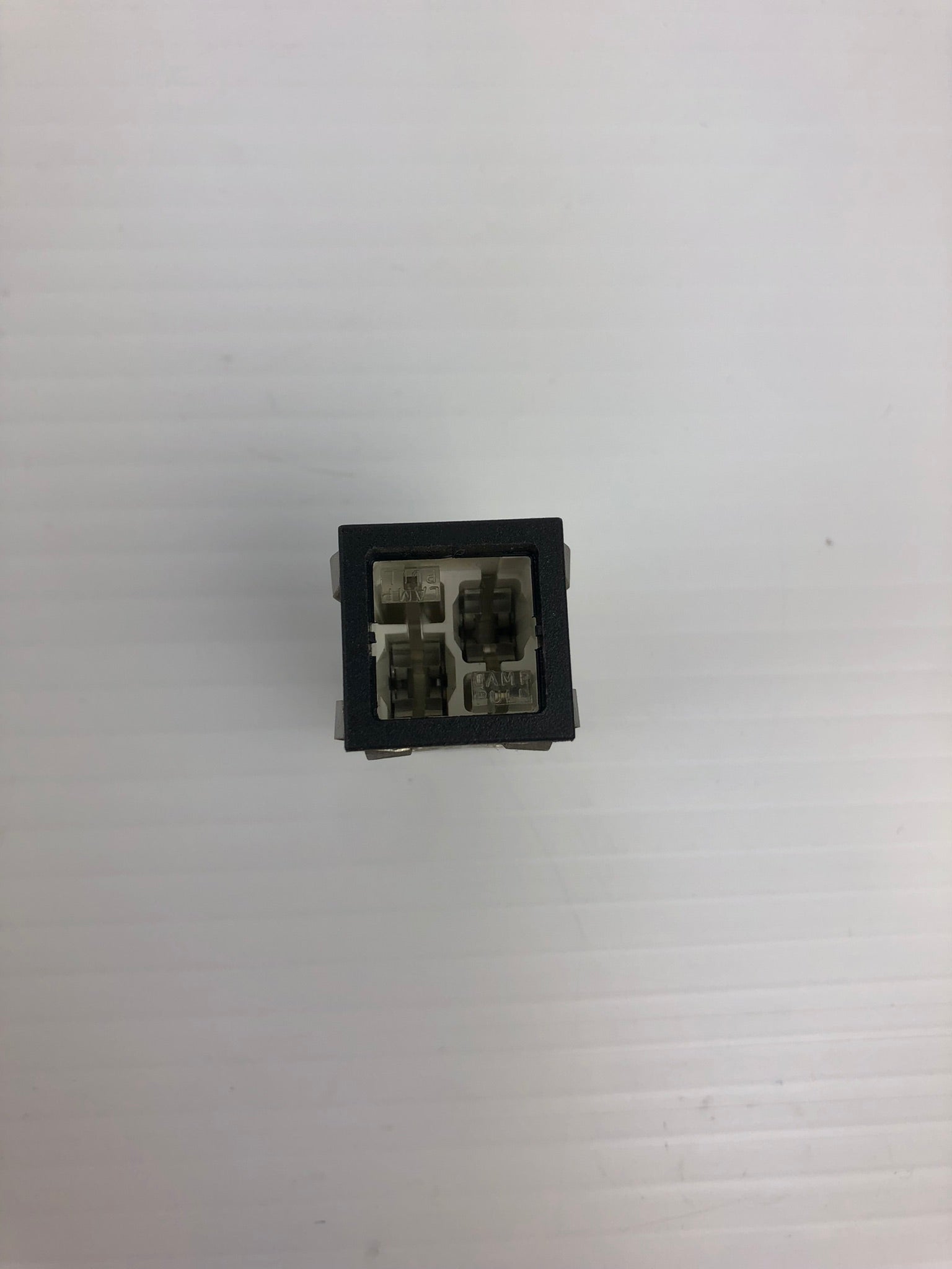 Micro Switch 8904 AML 41 Series Lamp 28V (Lot of 5)