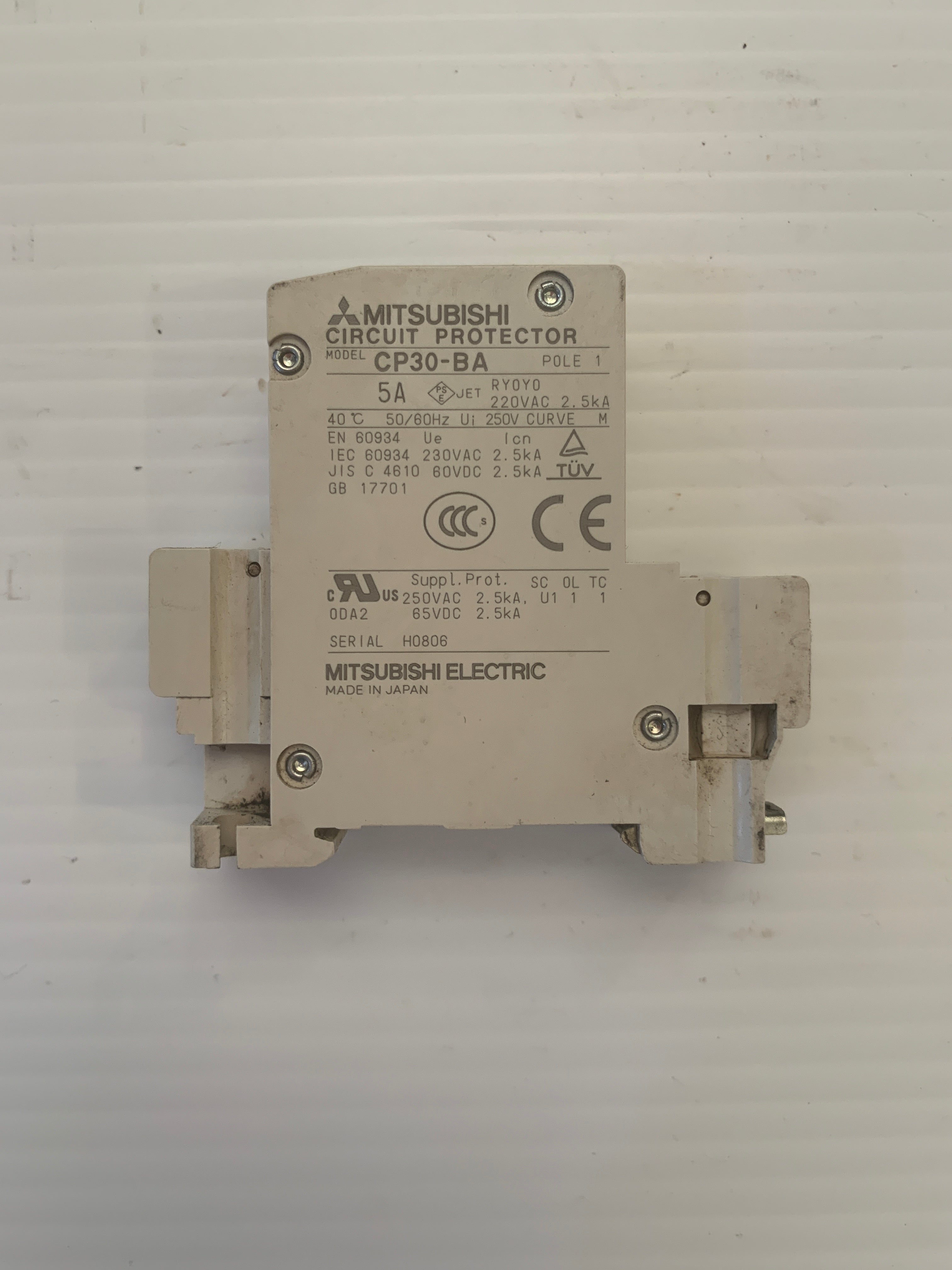 Mitsubishi 1 Pole Circuit Protector CP30-BA 3A