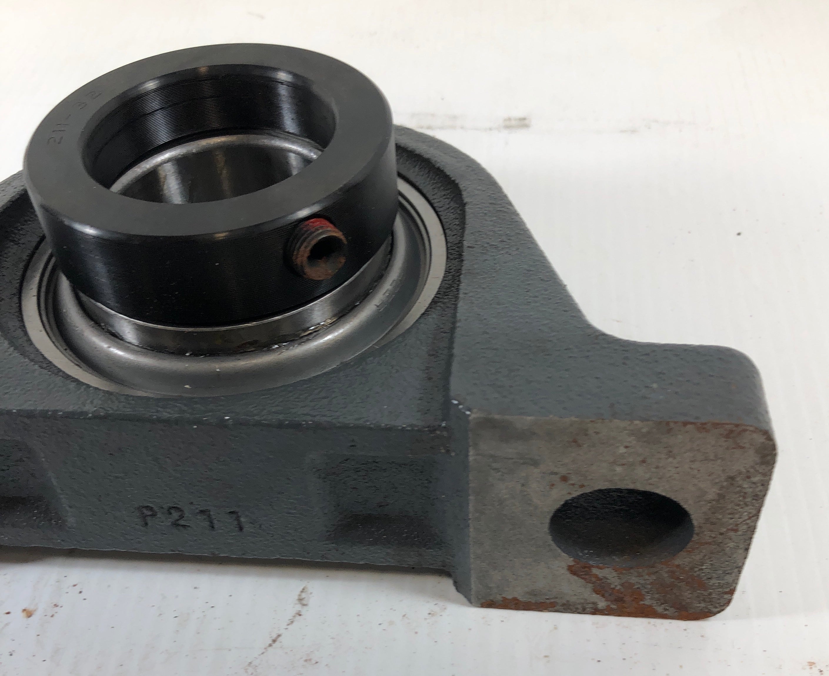 Peer HCP211-32-TRL Pillow Block Bearing
