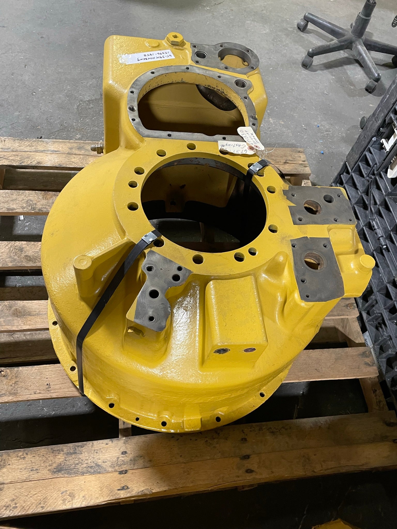 Cat 6T3914 Housing 6T-3914 Caterpillar 6T-1330