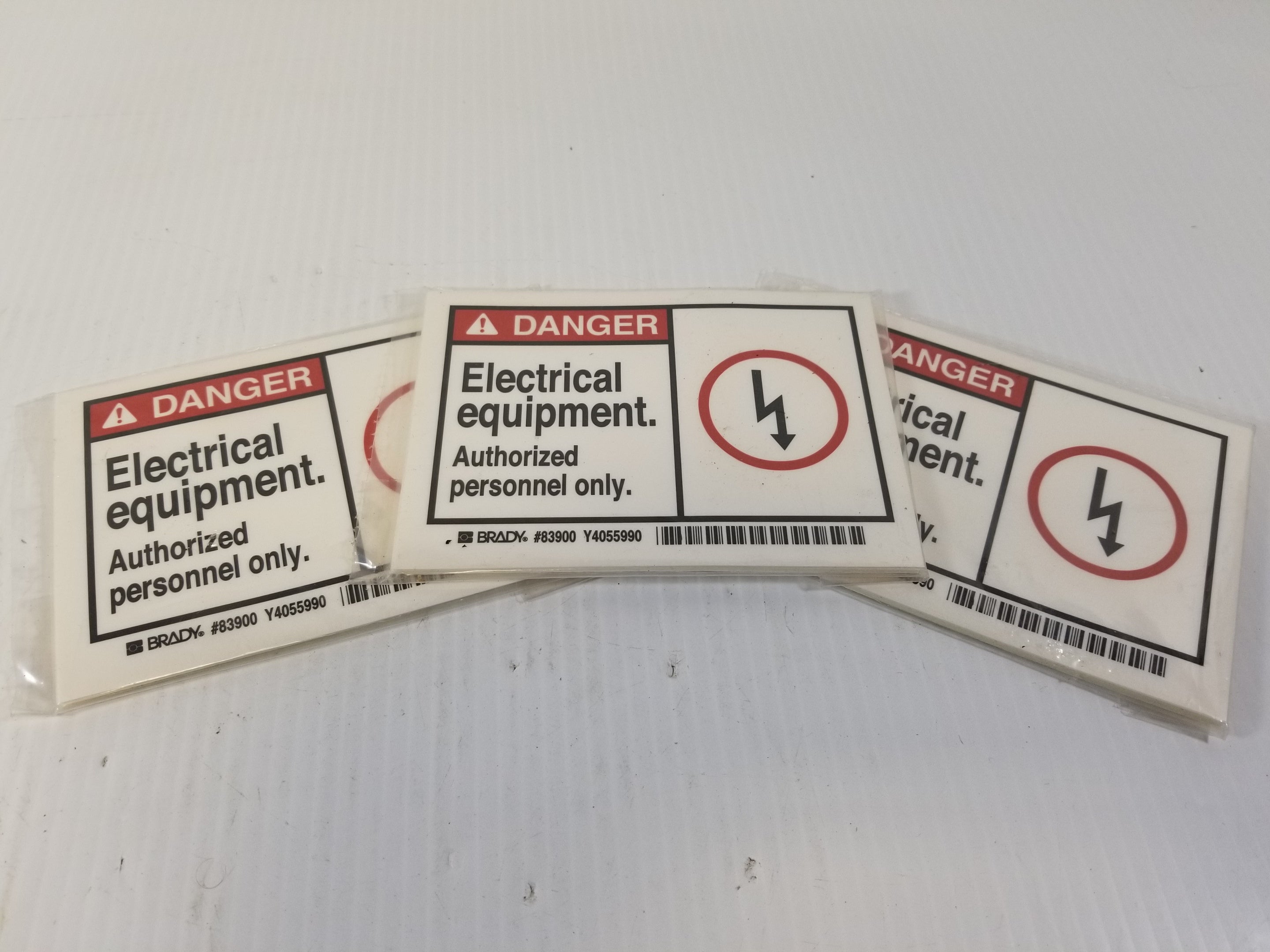 Brady 83900 B302 Safety Sign Electrical Equipment 3.5x5" (Lot of 30)