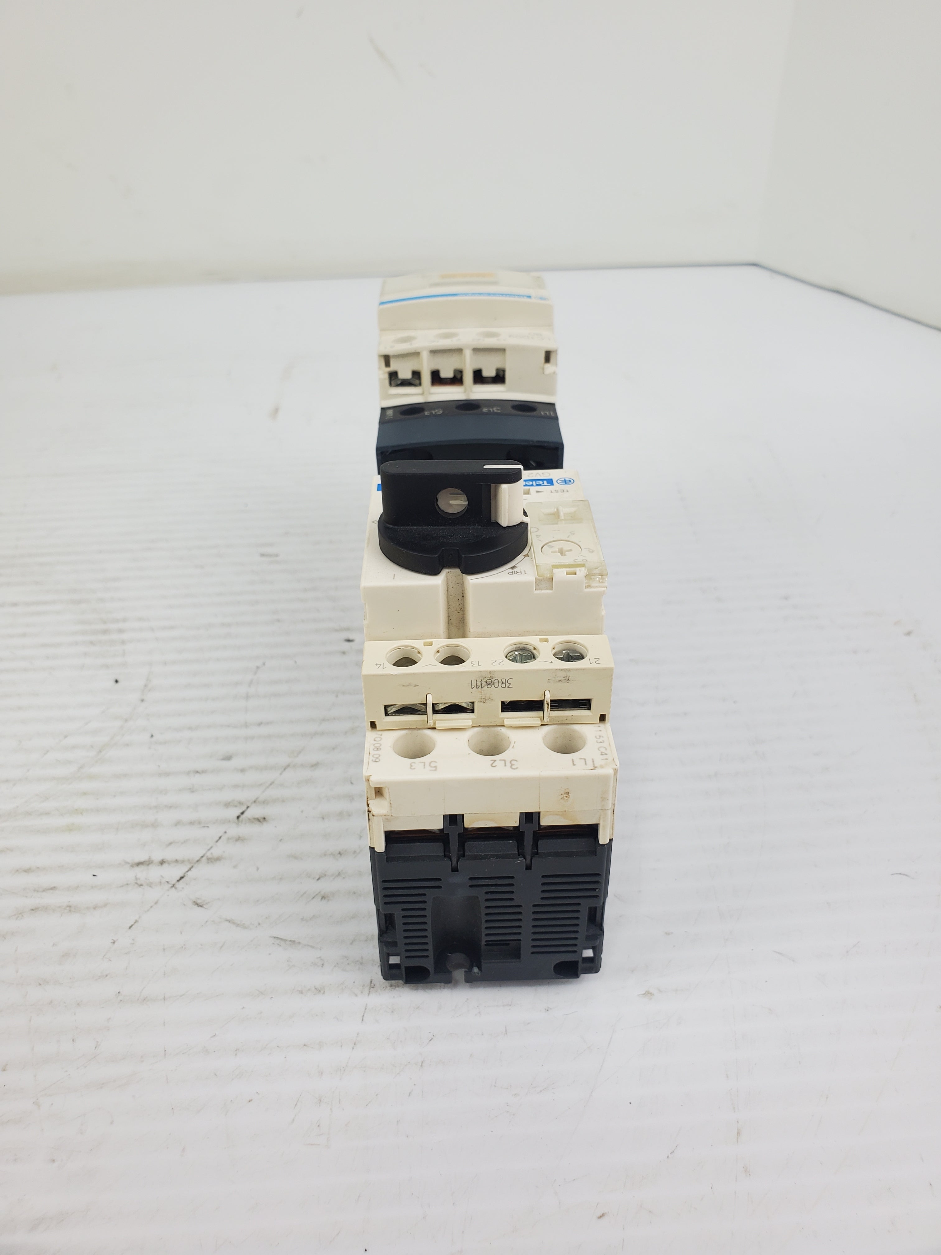 Telemecanique GV2-P10/4-6.3A Motor Circuit Breaker with LC1D09 Contactor