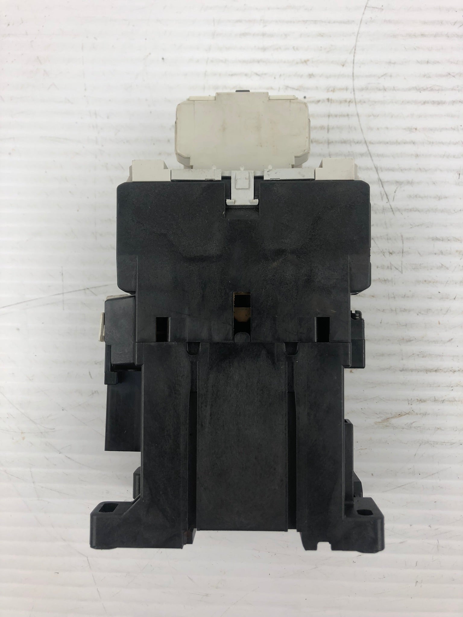 Fuji Electric SC-E1/G Contactor with Fuji SZ-A11T Fuji SZ-Z36 Coil Surge