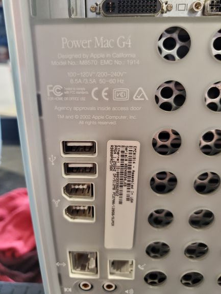 Apple M8570 Power Mac G4 EMC 1914 100-120V/200-240V 6.5A/3.5A 50-60Hz