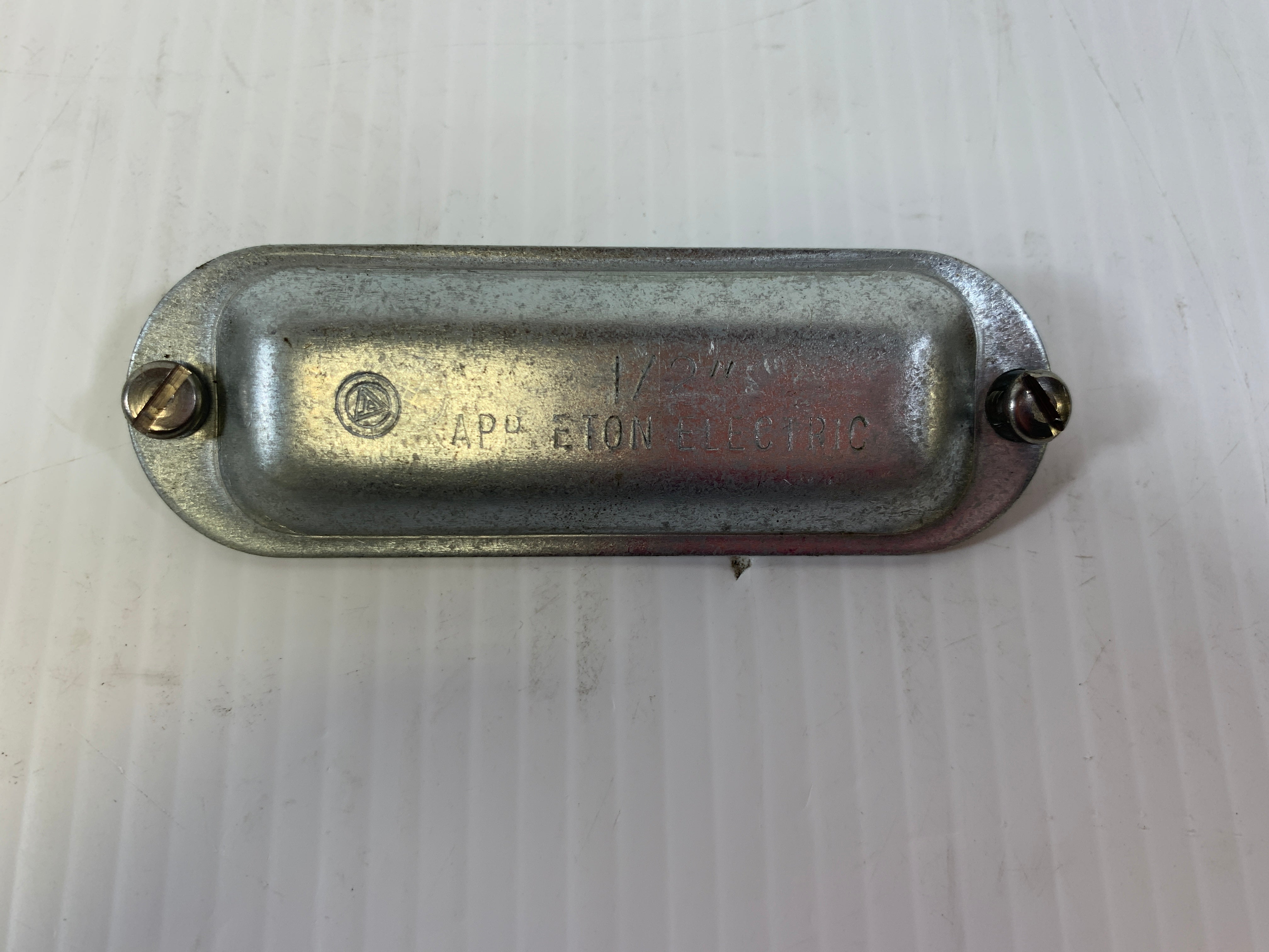 Lot of 43 - Appleton Conduit Covers 1/2"