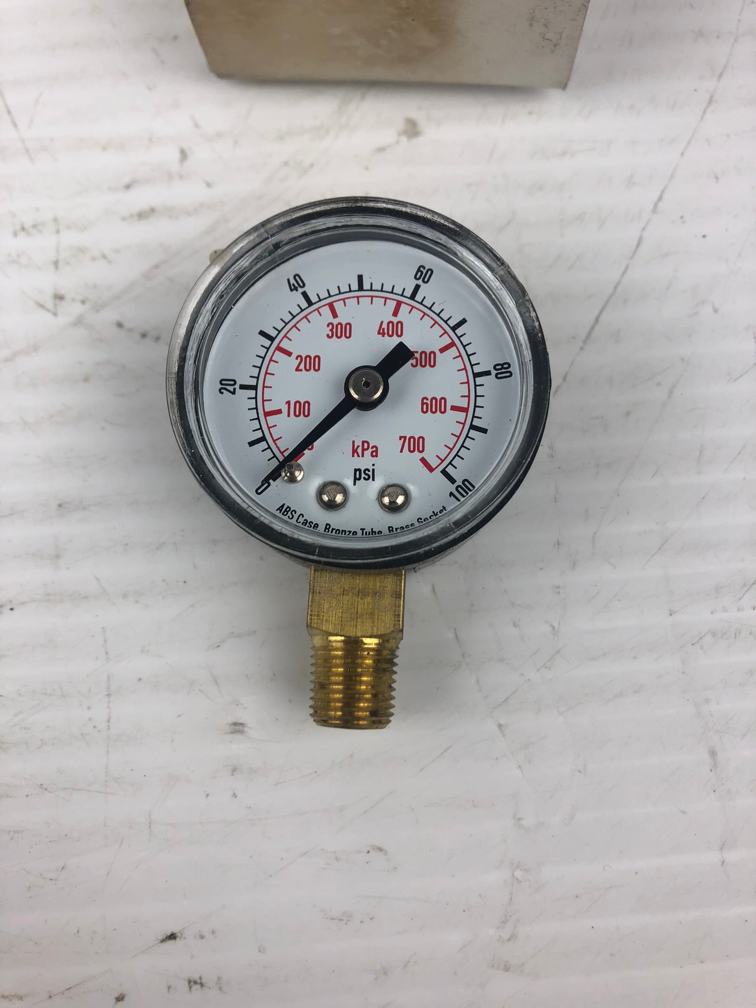 Pour Grainger 4FLR2A Pressure Gauge 1-1/2"