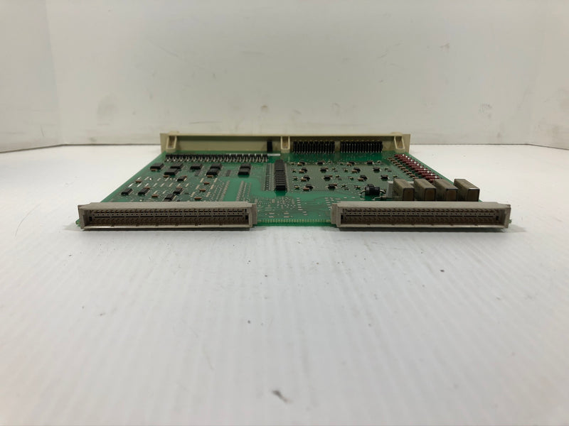 ABB DSQC 223 Input/Output Circuit Board 3HAB 2214-8/4 MT602 YB 560 103 BD/4