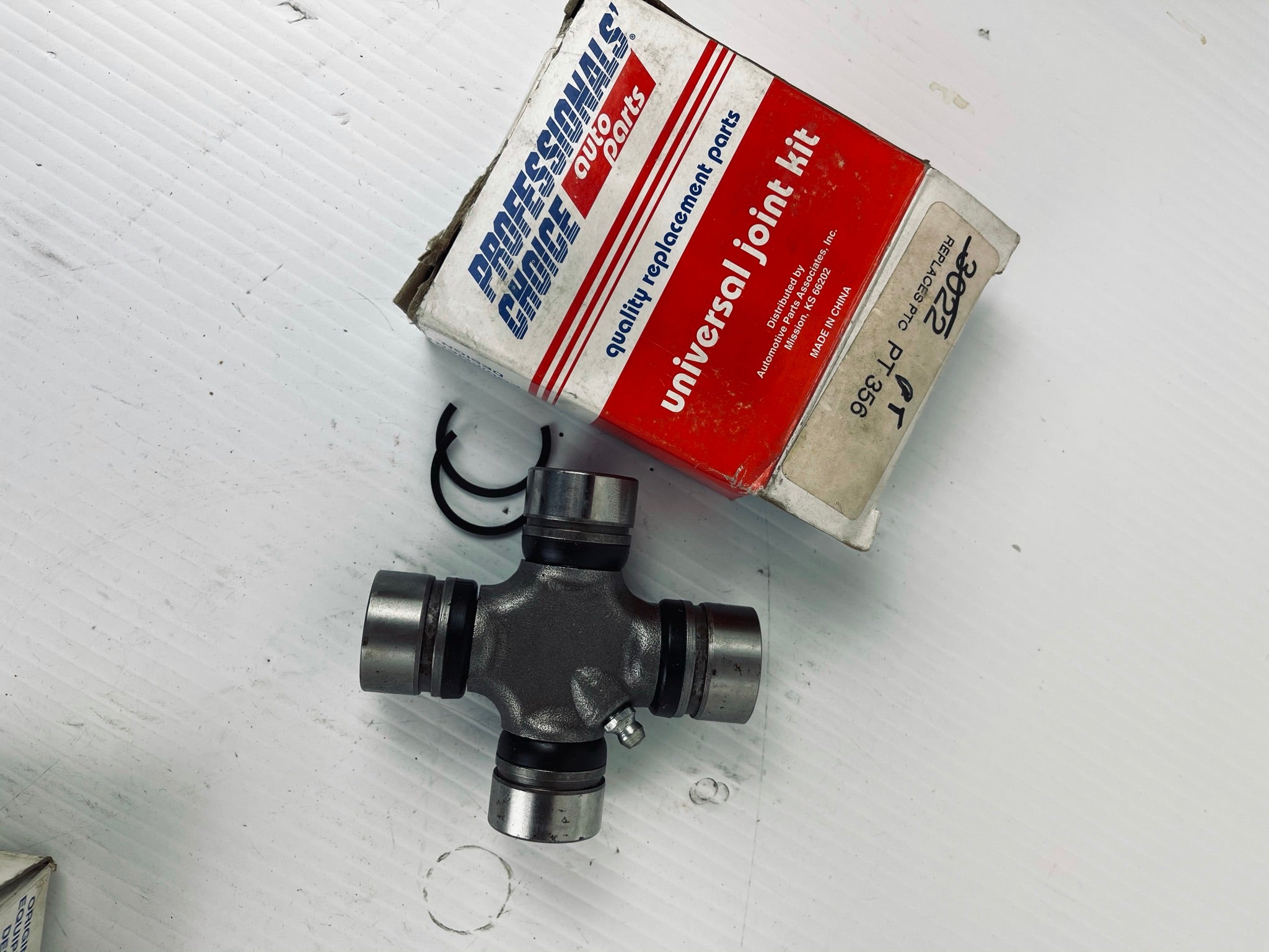 Professionals' Choice Universal Joint Kit 3022 Replaces PT 356