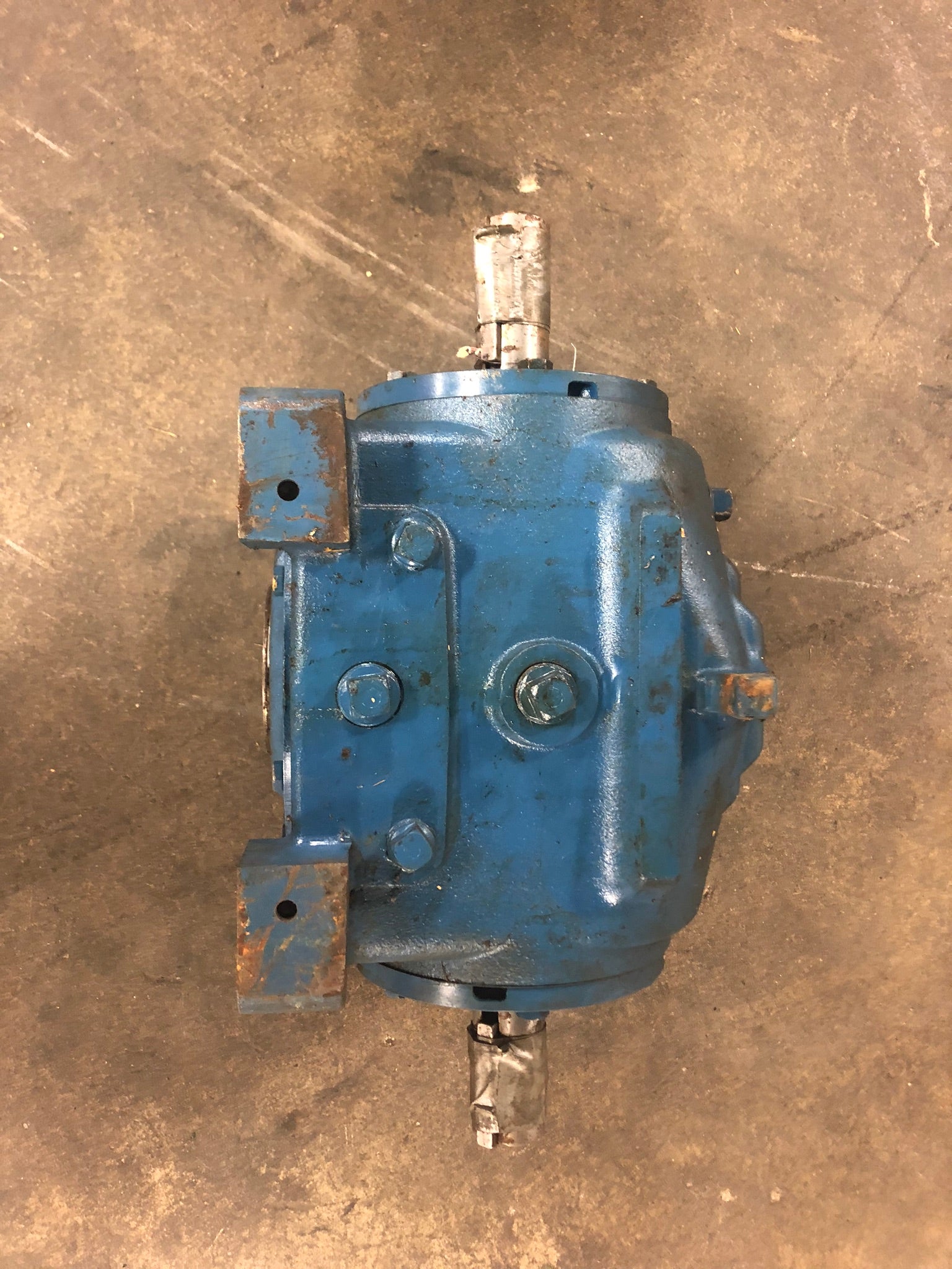 Cone Drive SAV40A960-Z0A 15:1 Ratio 8.30 TH Rating 1750 RPM Gear Reducer