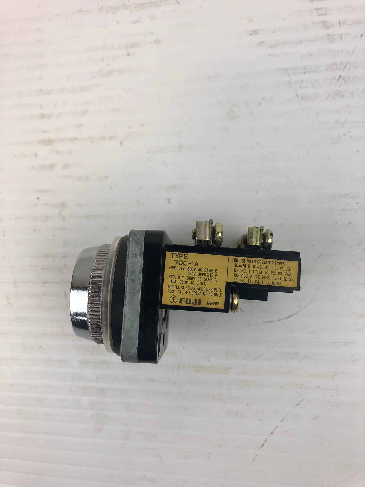 Fuji 70C-IA Selector Switch Black with Inch Selection 600VAC
