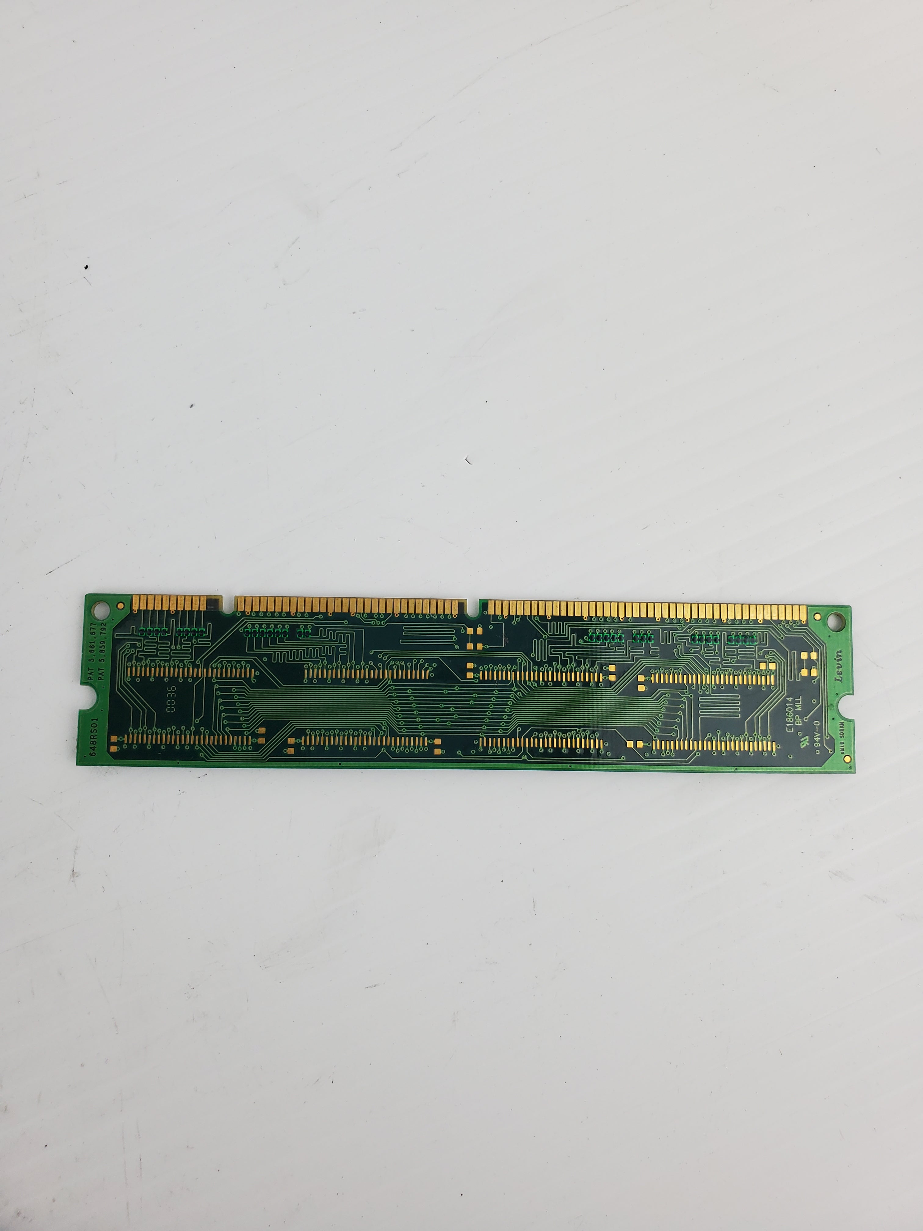 SpecTek P8M644YLKF9-133CL3A RAM Memory PC100 64MB