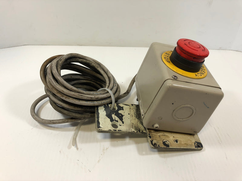 Emergency Stop Push Button Switch AHX901A Right Mount with Cable