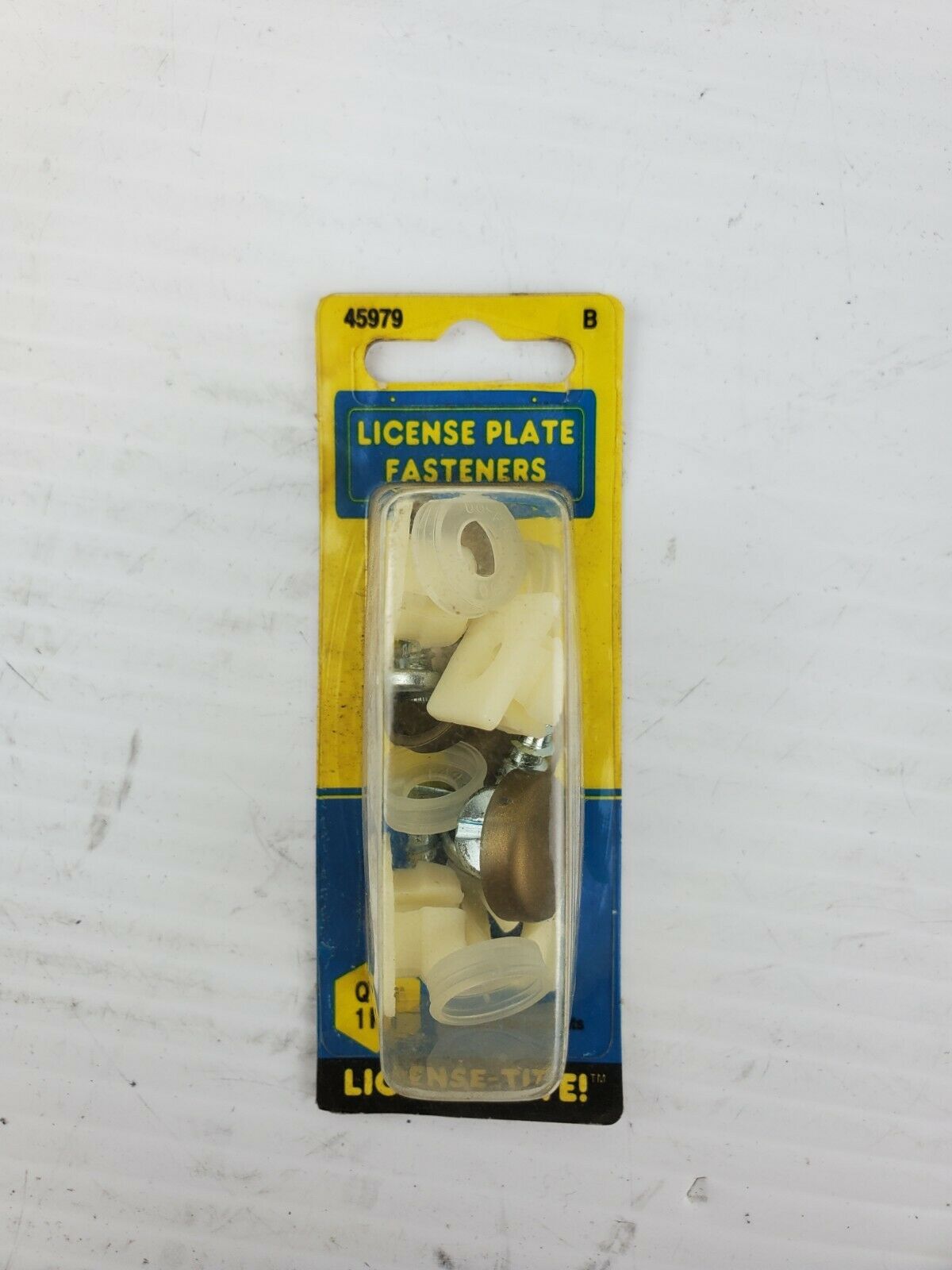 Motormite 45979 License Plate Fasteners Protective Cap Kit 135029