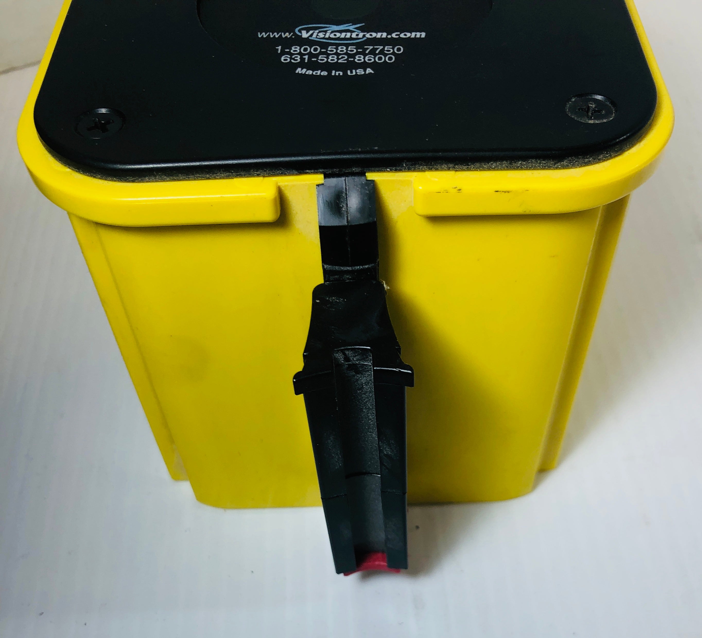 Visiontron Retracta-Belt Yellow & Black Caution