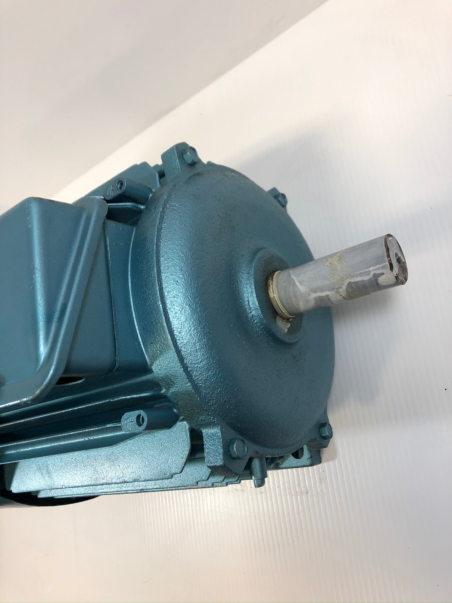 Leroy-Somer G6140 Powerbloc Motor 3HP 1165 RPM 3PH 184T Frame