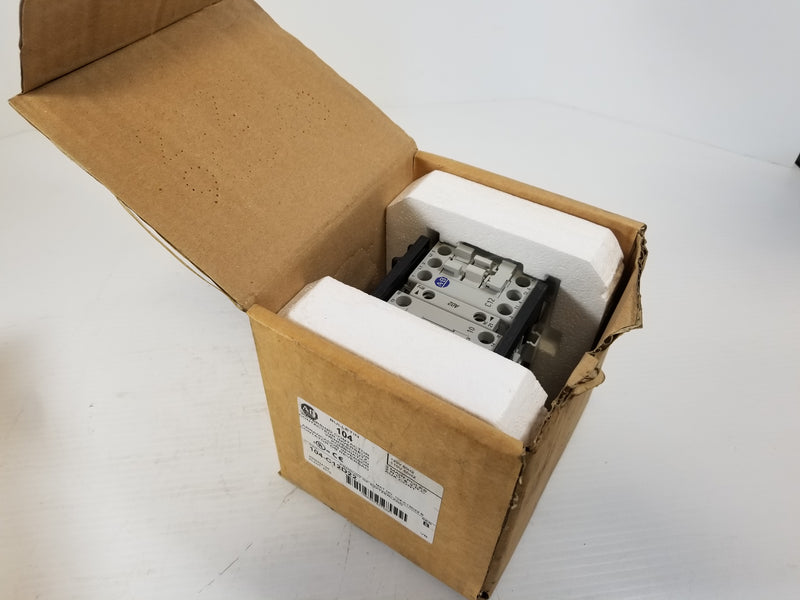 Allen-Bradley 104-C12D22 Reversing Contactor