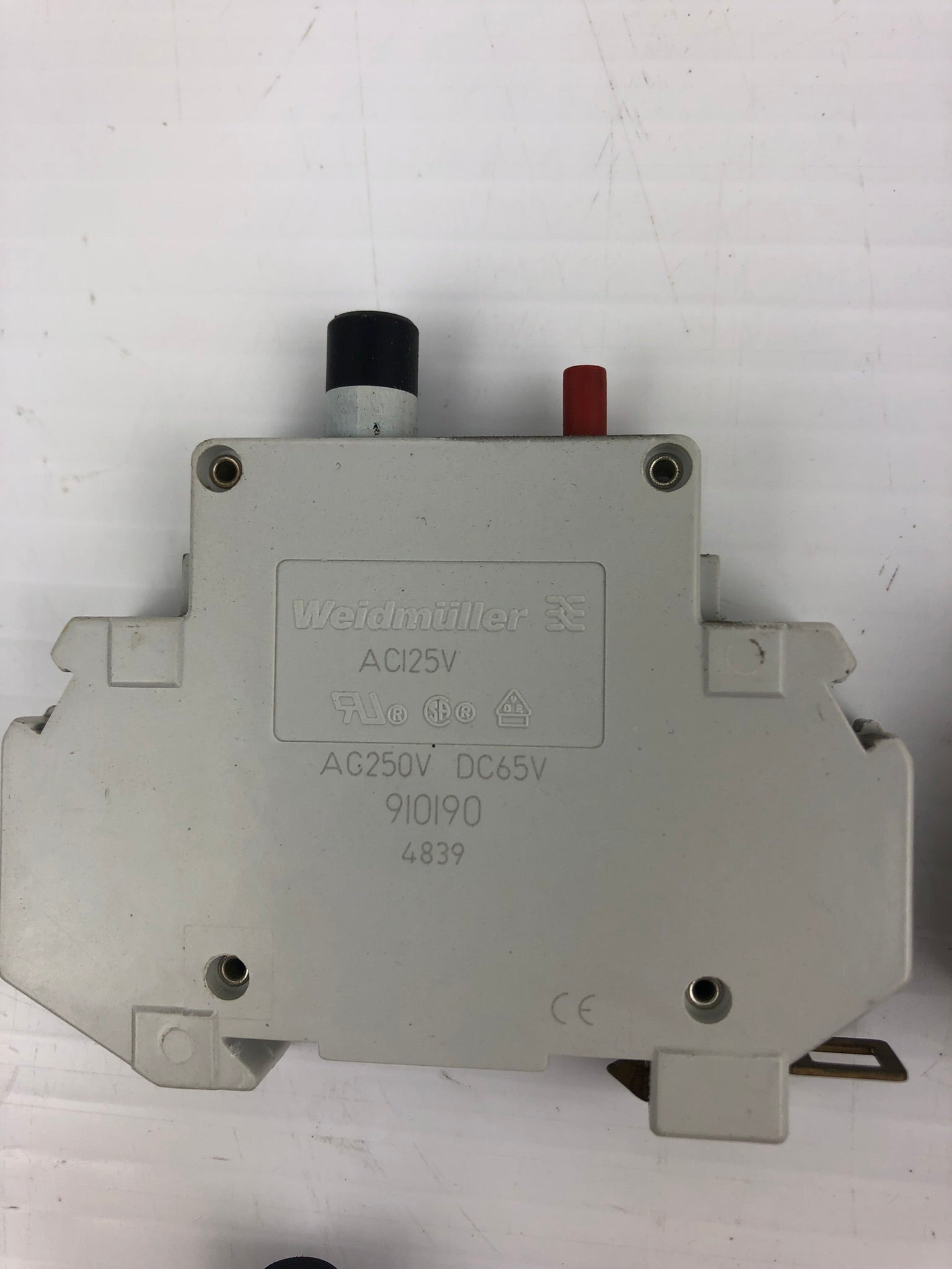 Weidmuller 910190 Circuit Breaker AC125V AC 250V DC65V (Lot of 6)