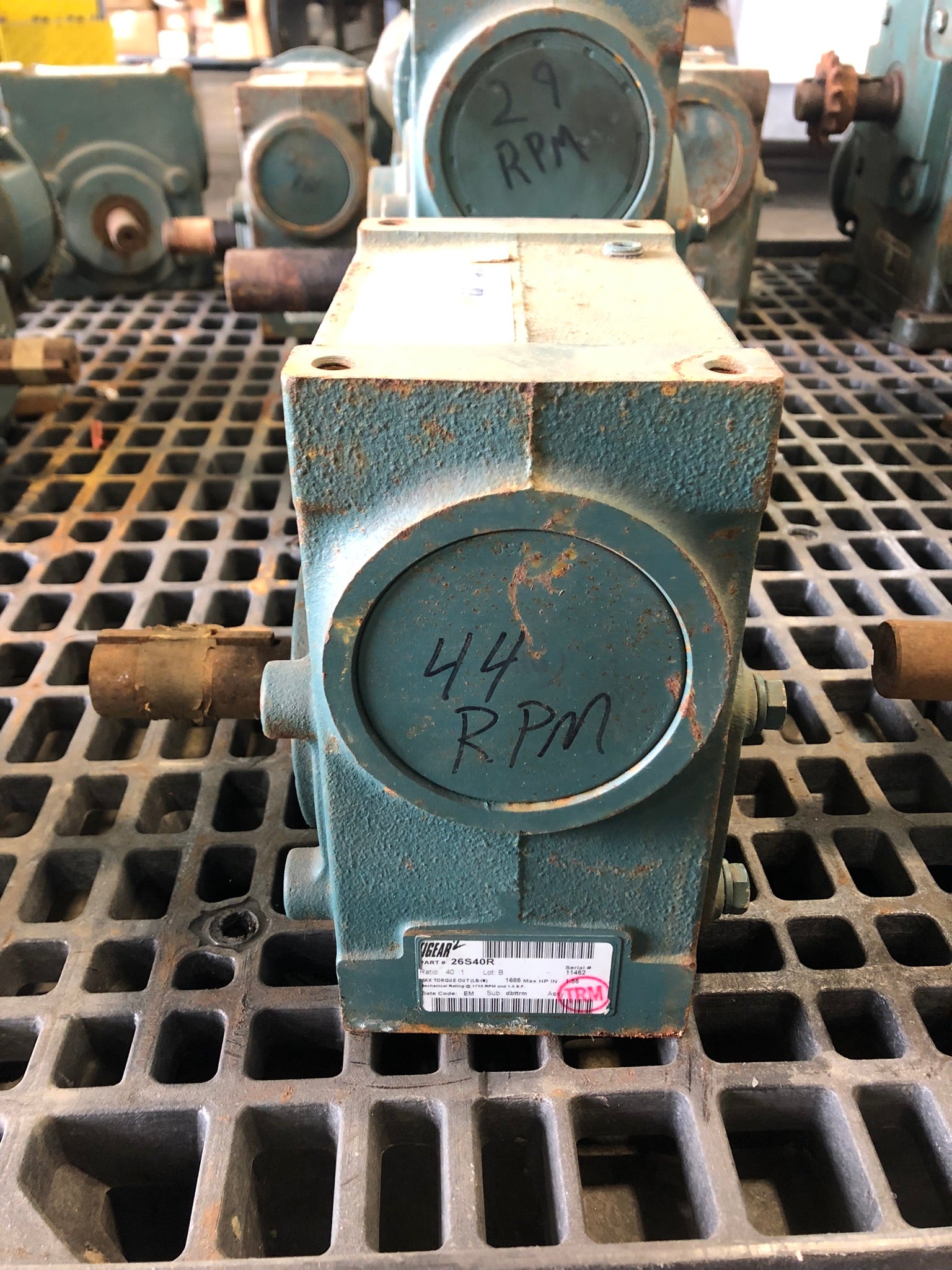 TIGEAR 26S40R Gear Box Reducer Ratio 40:1 Lot B