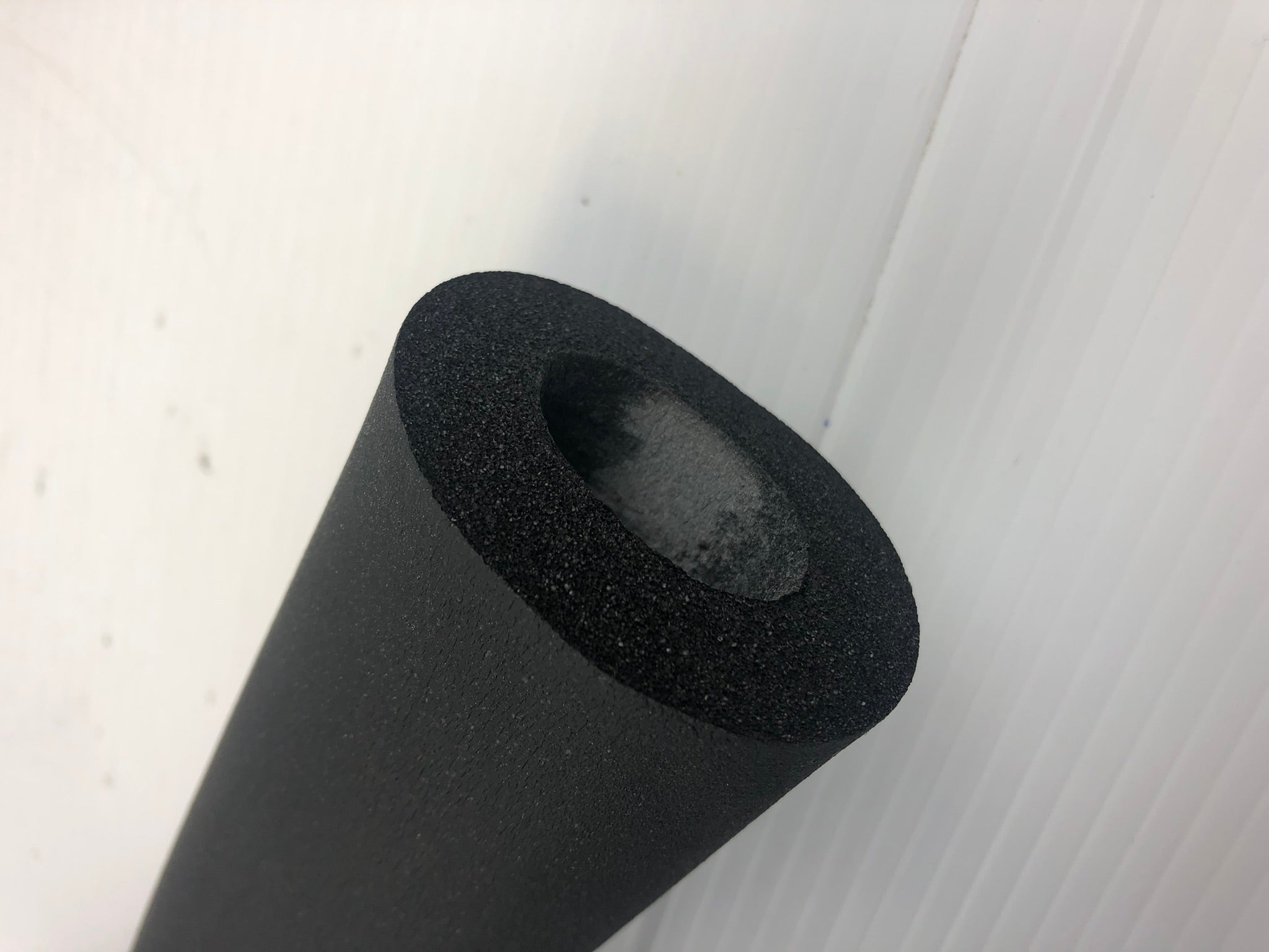 K-FLEX 206781 2UV 1/2" Thick Pipe Insulation Tube 1-1/8" Inner Diameter 6' Long