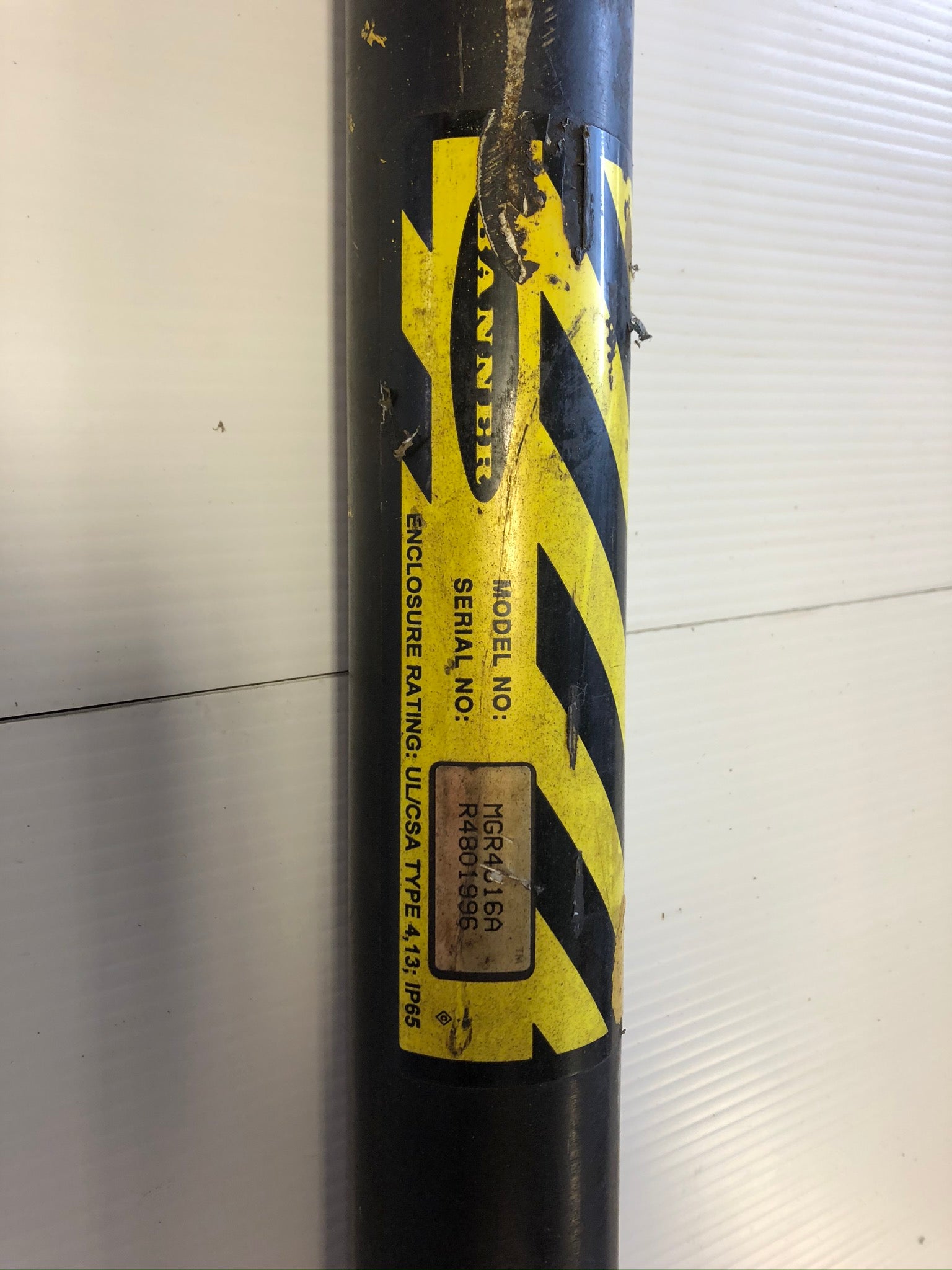 Banner Engineering MGR4816A Light Curtain Machine Guard Safety - Set of 2