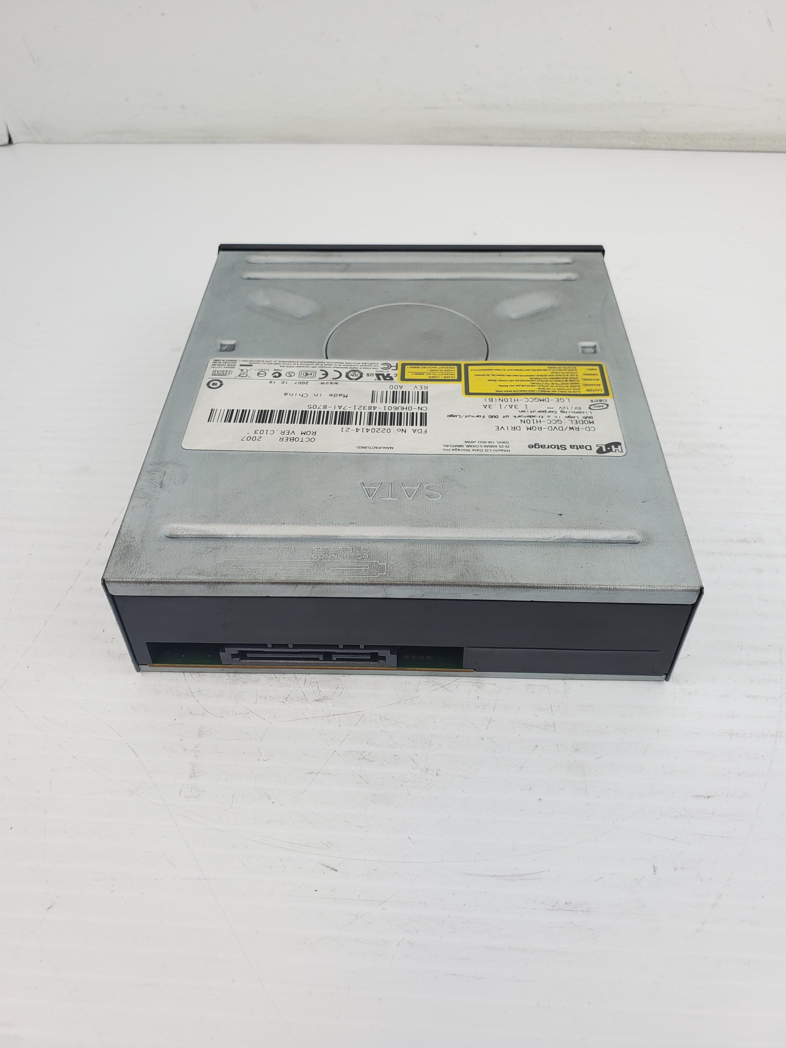 H-L Data Storage GCC-H10N CD-RN/DVD-ROM Drive