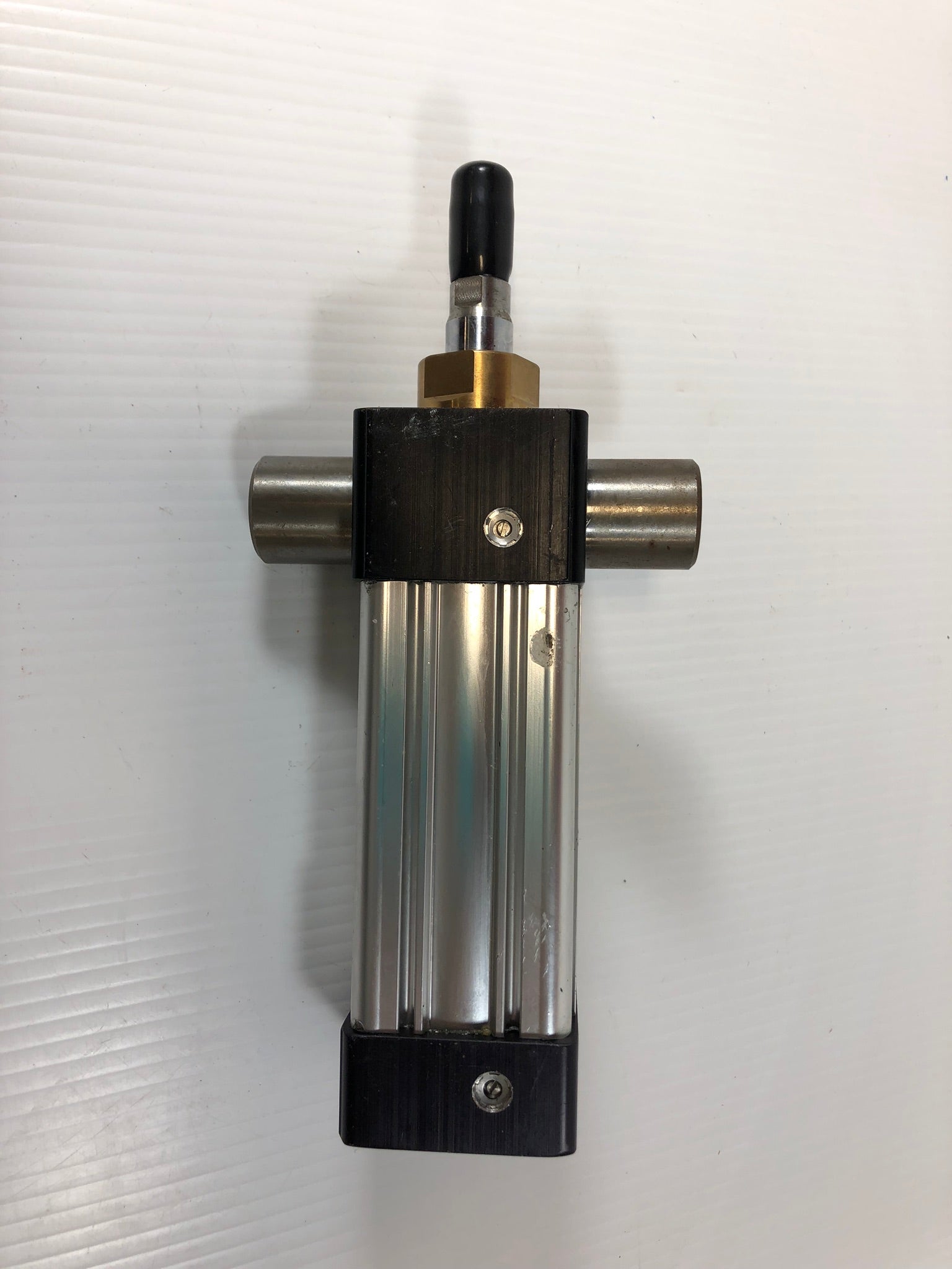 Fleetwood Goldco Wyard 300908 Pneumatic Air Cylinder 250 PSI