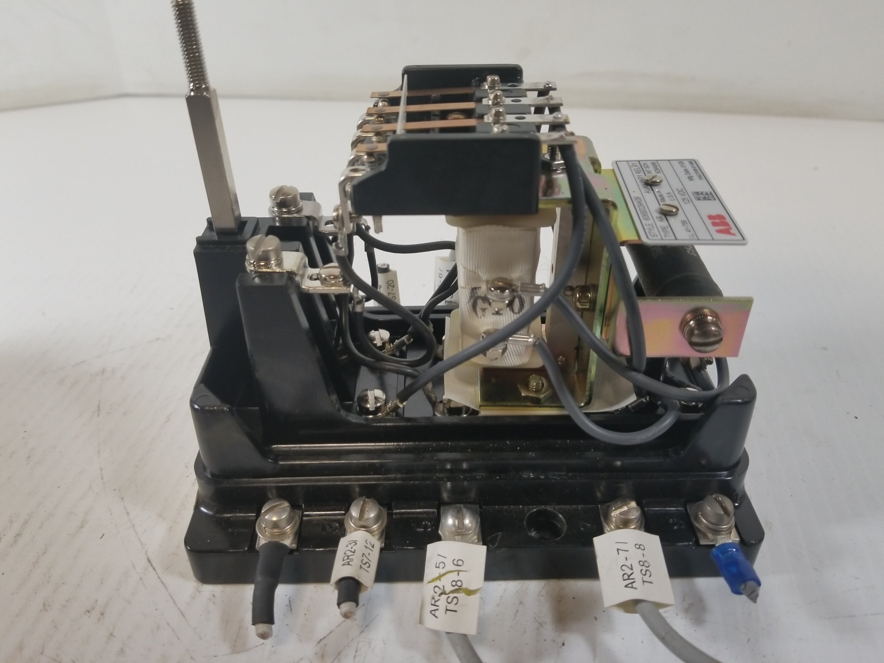 ABB 606B029A09 Auxiliary Relay 125VDC