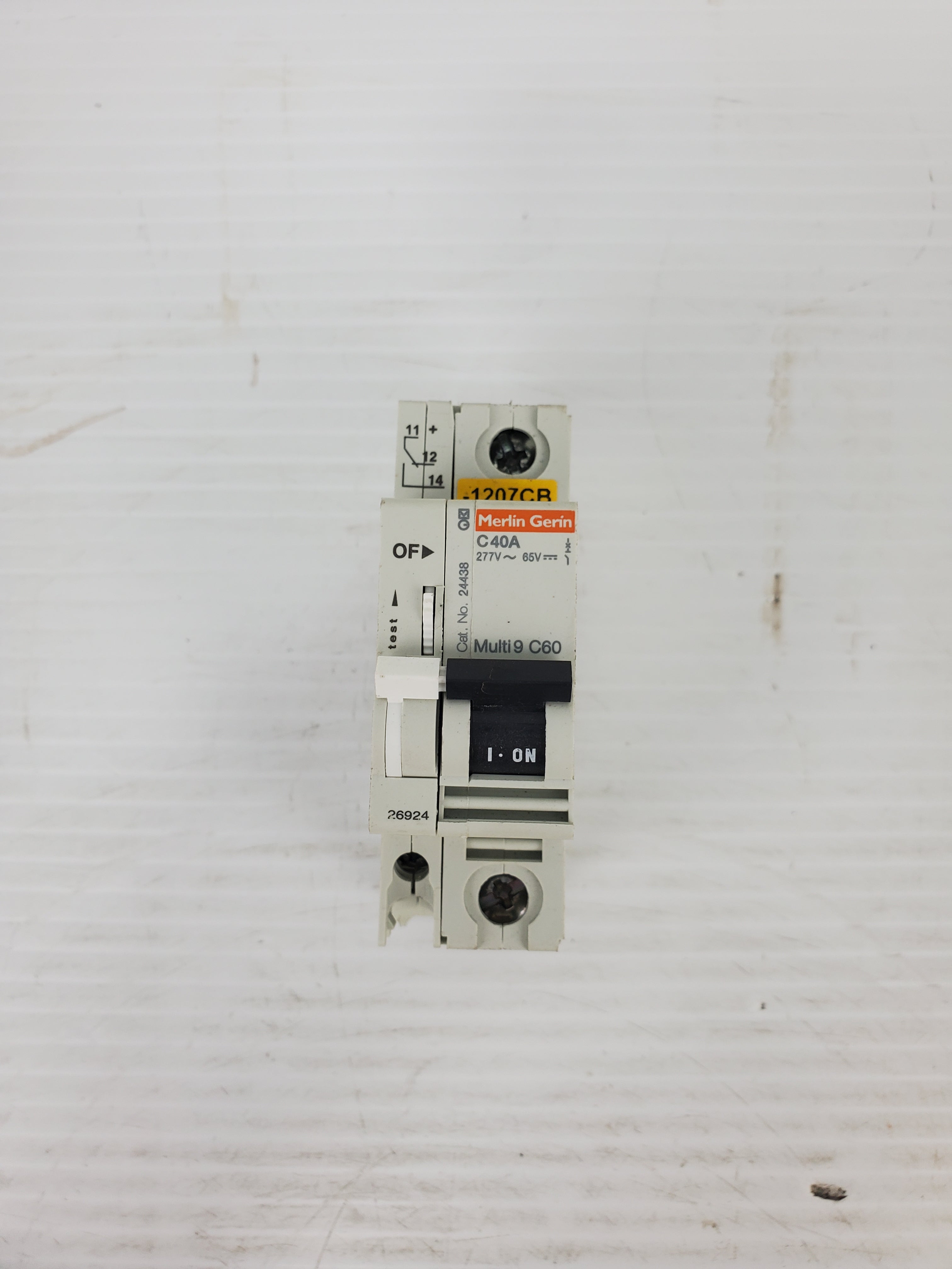 Merlin Gerin C40A Circuit Breaker 24438 277V-65V