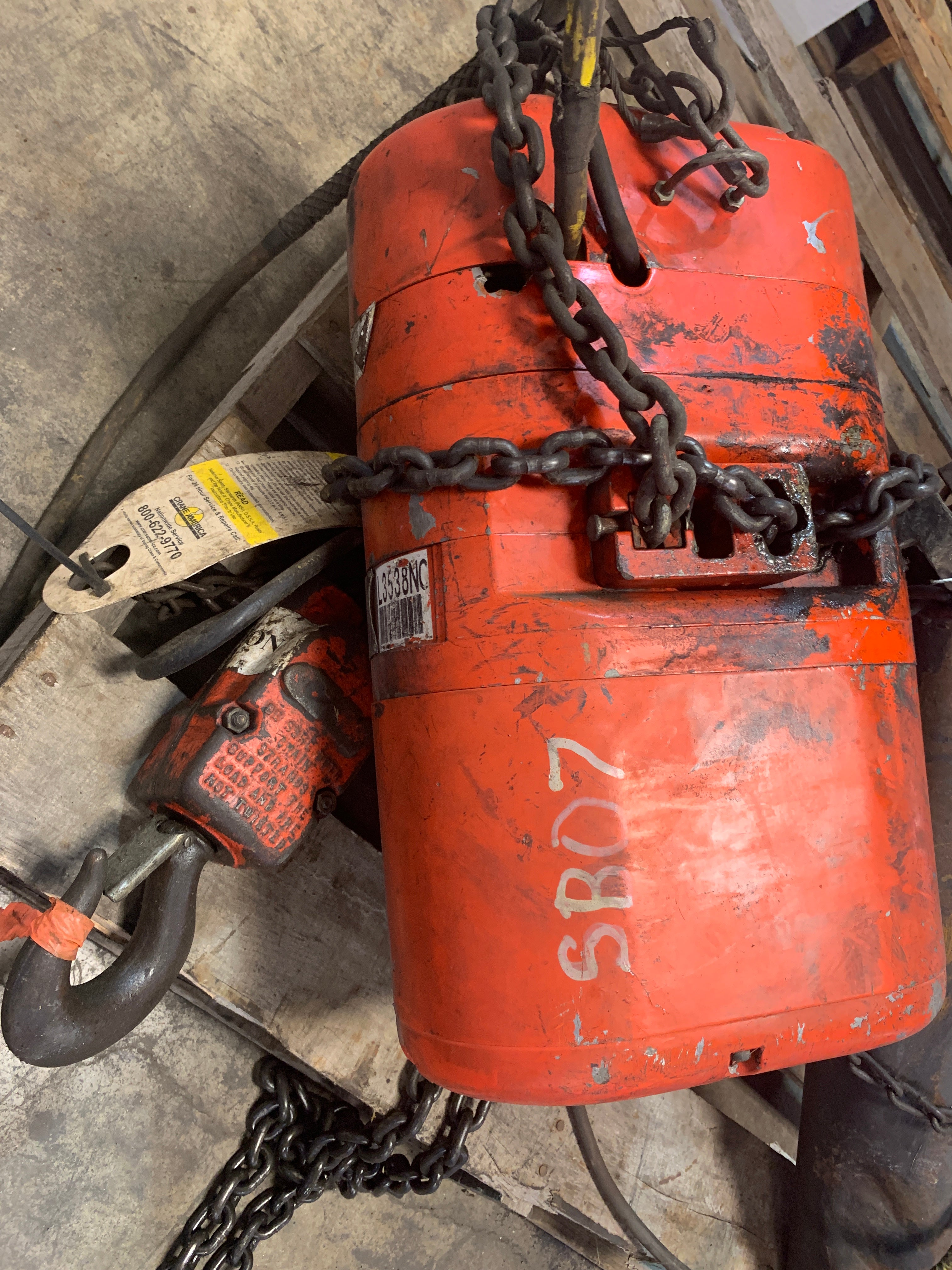 CM RR 2 Ton Chain Hoist 2HP 16 RPM 3.5/7.0 Amps