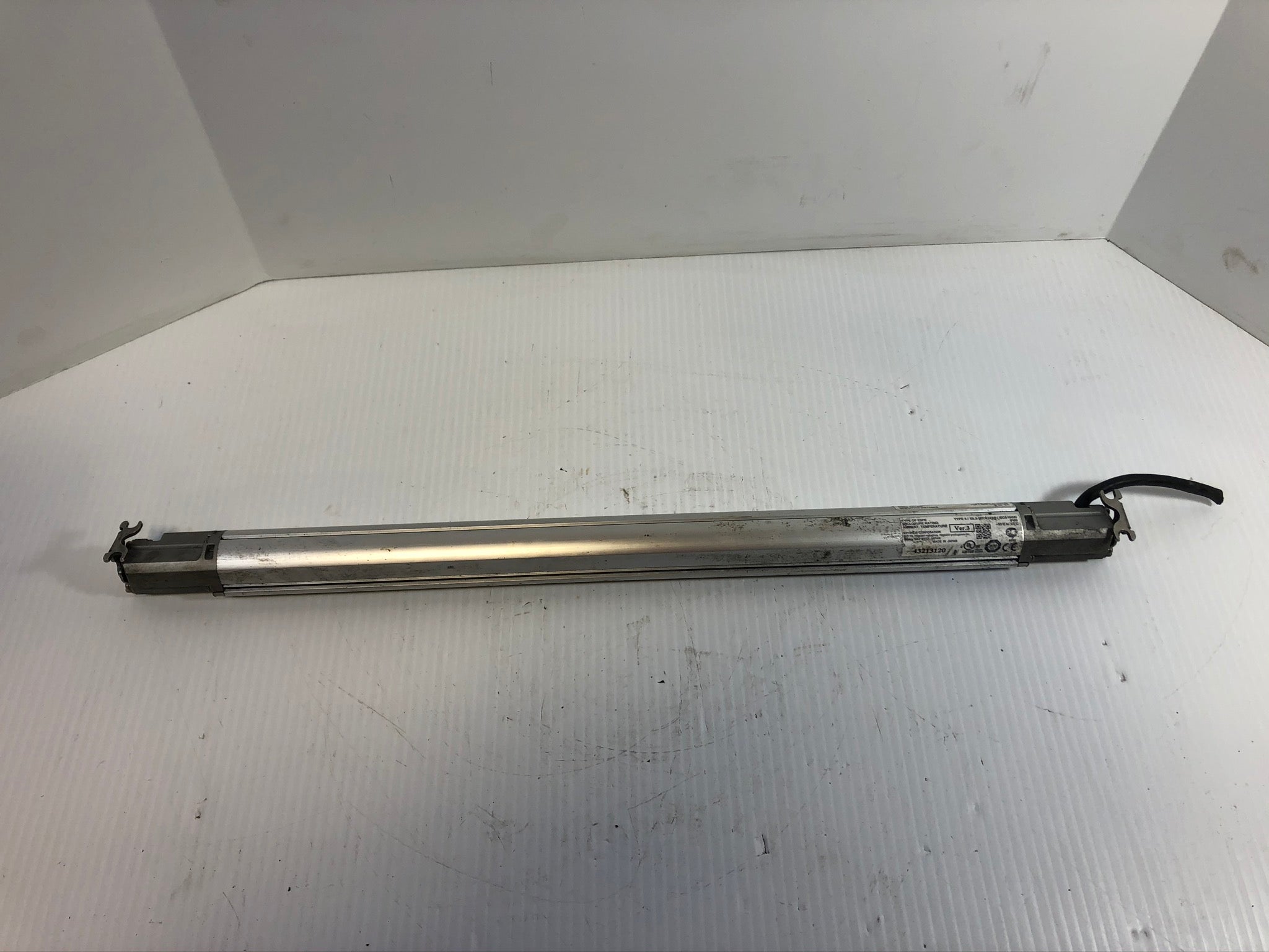 Keyence SL-V24H-R Type 4 Light Curtain Receiver