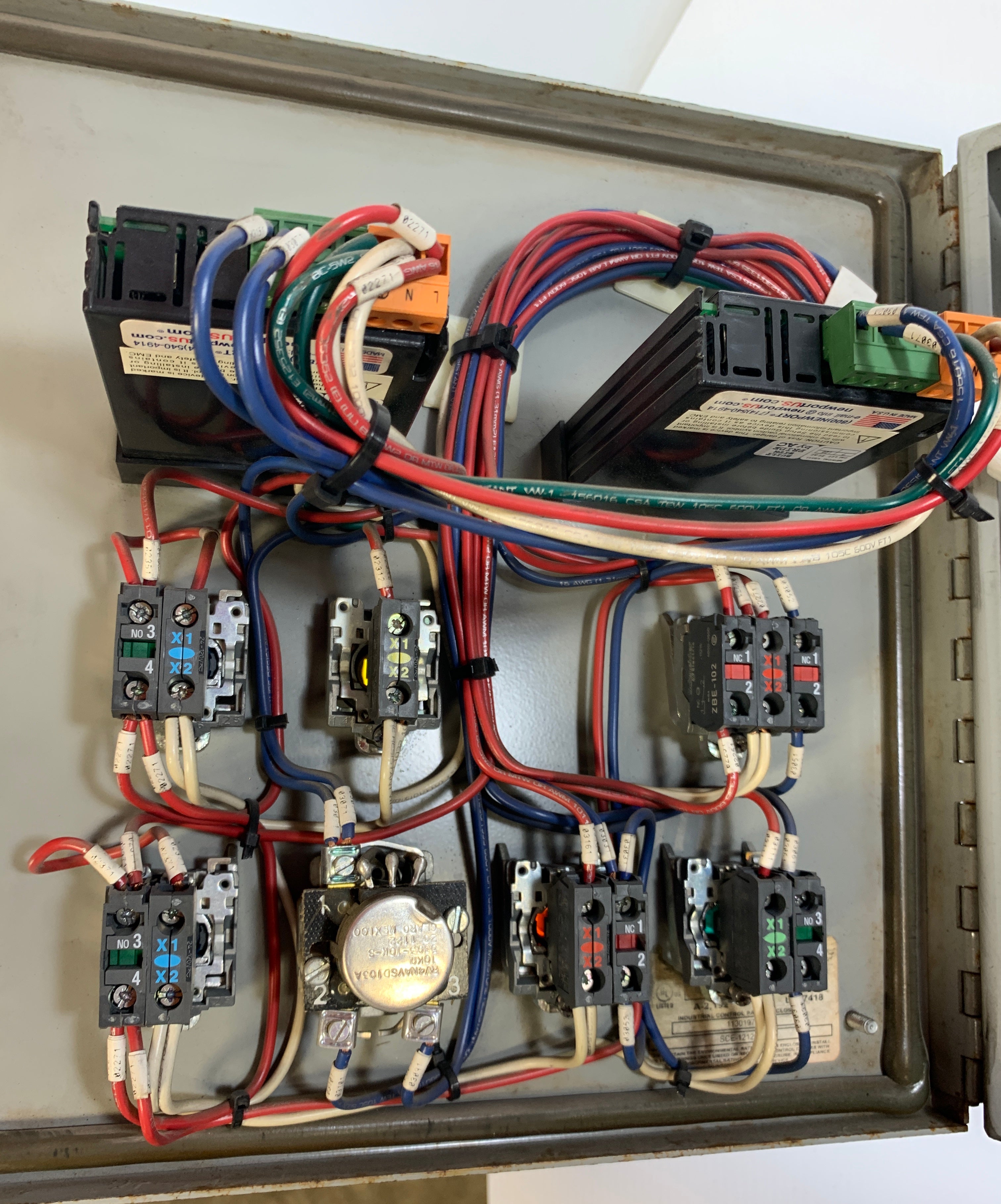 Electrical Box w/ Push Buttons and Newport Counters
