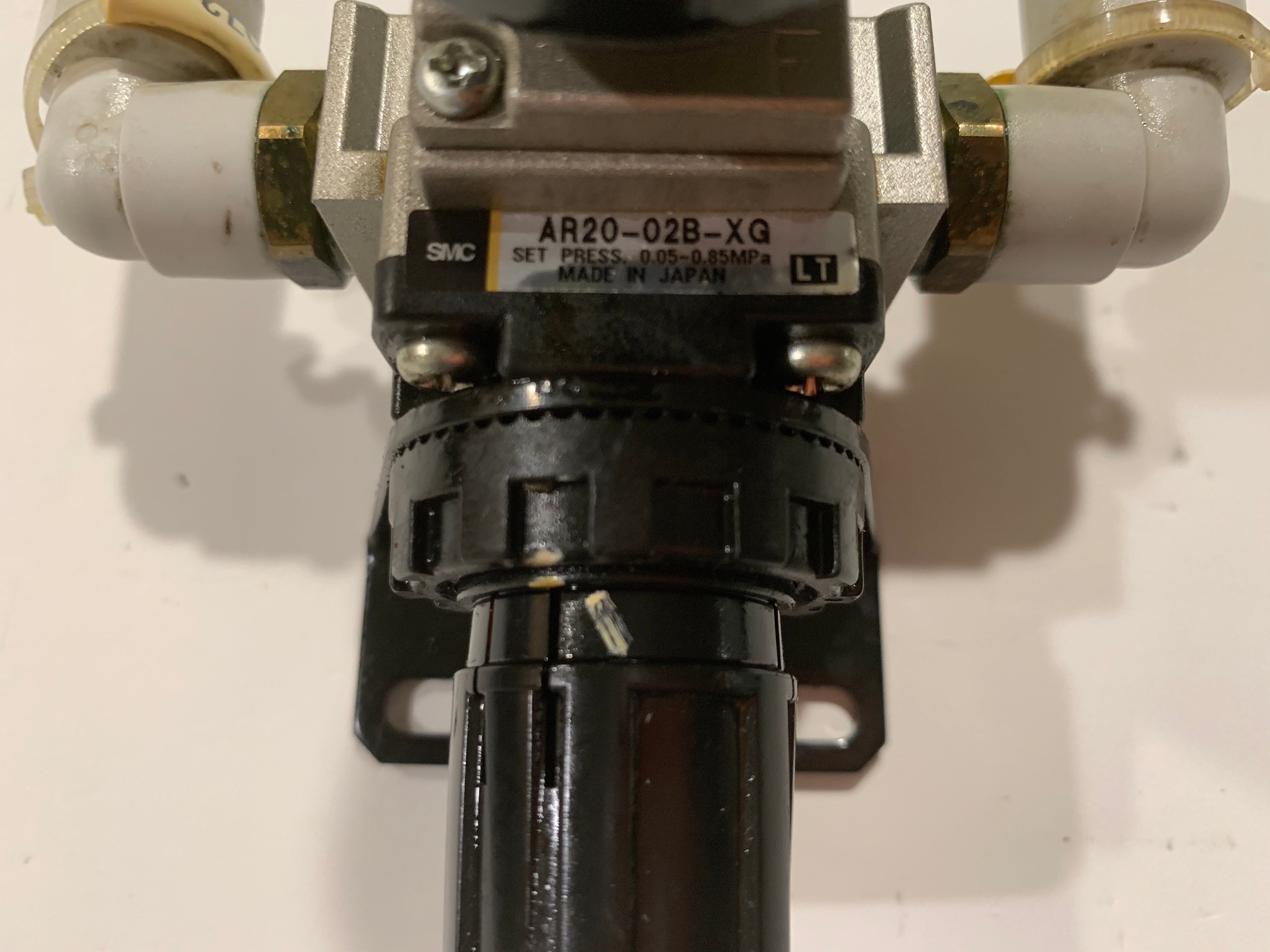 SMC Regulator AR20-02B-XG 0.05-0.85 MPa