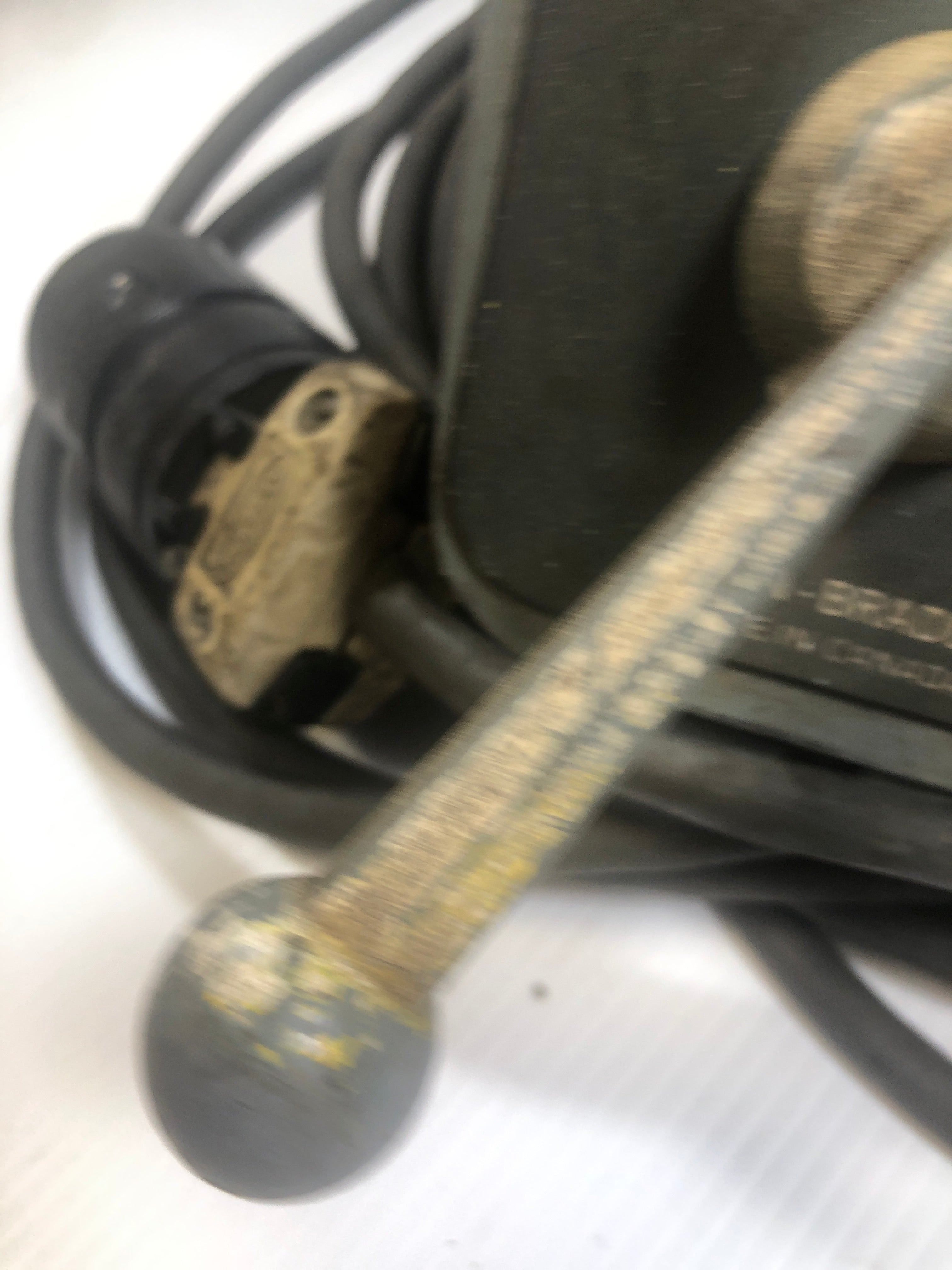 Allen-Bradley 350-BAV-B Reversing Drum Switch with Hubbell 21415B and Cable