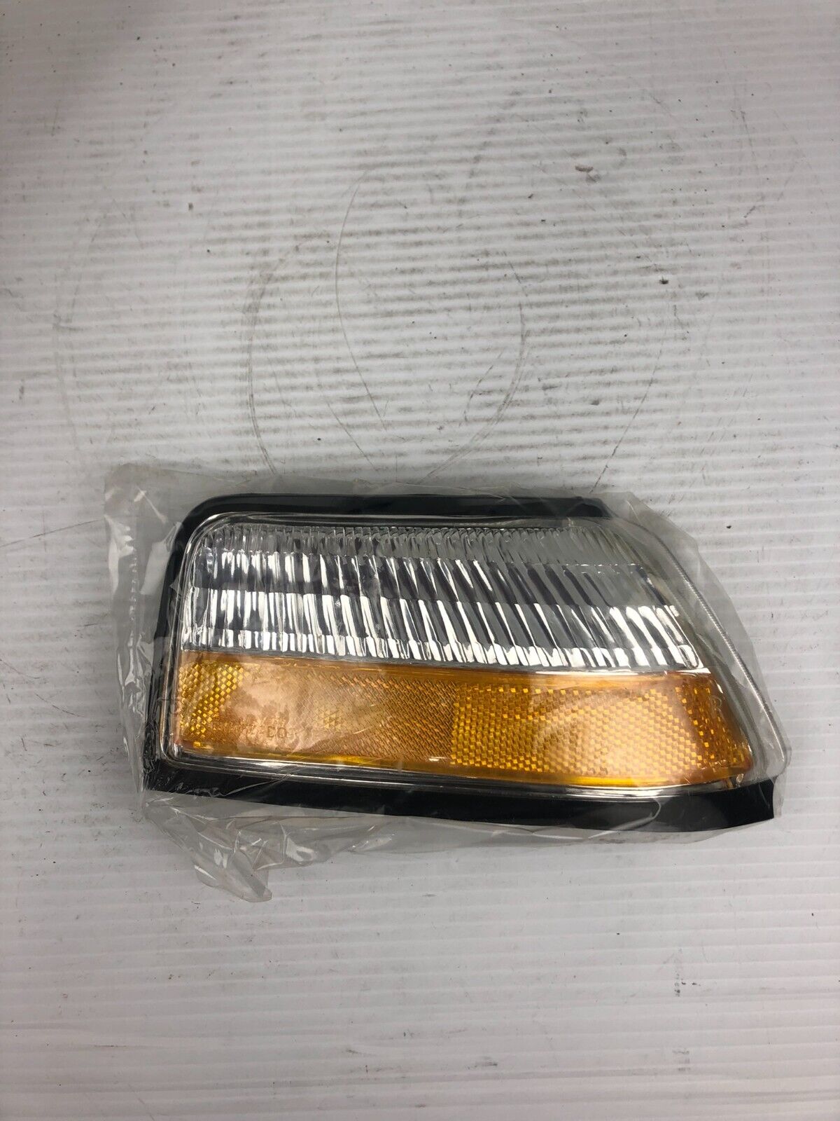Eagle Eye 116-00949R Grand Am 89-91 Side Marker Lamp 18-1956-01
